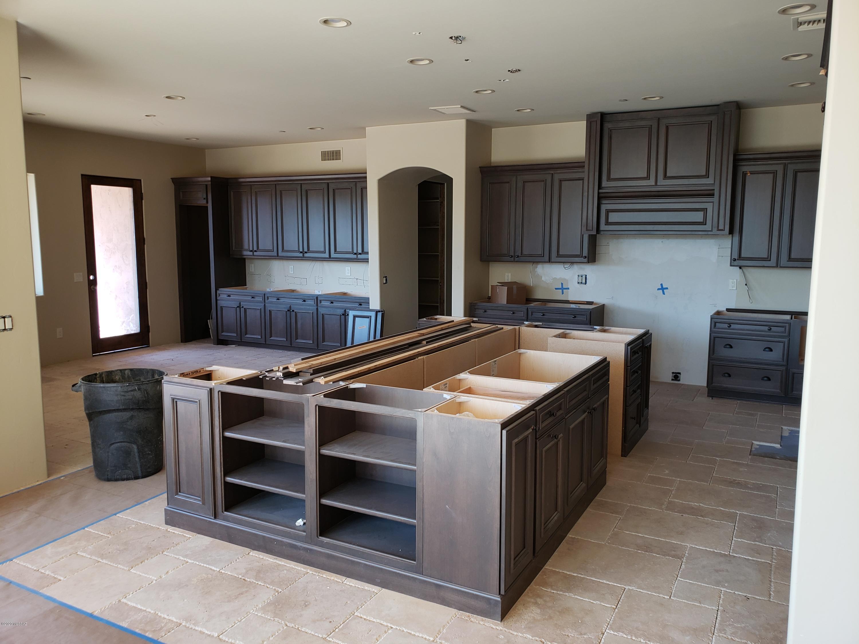 Stone Canyon III - Residential
