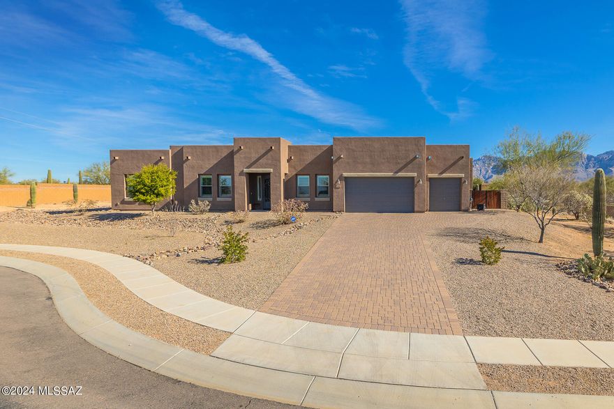 Exquisite 3BD/3.5BA +Den (3,134 sq ft) home with pool, on over a half-acre cul-de-sac lot, located in the gated community of Rancho Del Cobre. Seller owned solar panels. Enter this open concept, modern floor plan and find a Great Room, Dining Room and private Den. Chef's kitchen hosts huge center island, extended cabinets, granite counters, stainless appliances & dining nook. Private wing houses extended Owner's suite w/luxury bath and walk-in closet w/laundry access. Two en-suite guest rooms + powder room. Wood shutters, 19''x19'' ceramic tile, water softener, alarm, split zone HVAC & 3-car garage. Resort style backyard w/extended patio & travertine pavers, gated pool with ledge FP & water feature, dual BBQs and turf. Too many upgrades to mention. Perfect for the most discerning buyer!