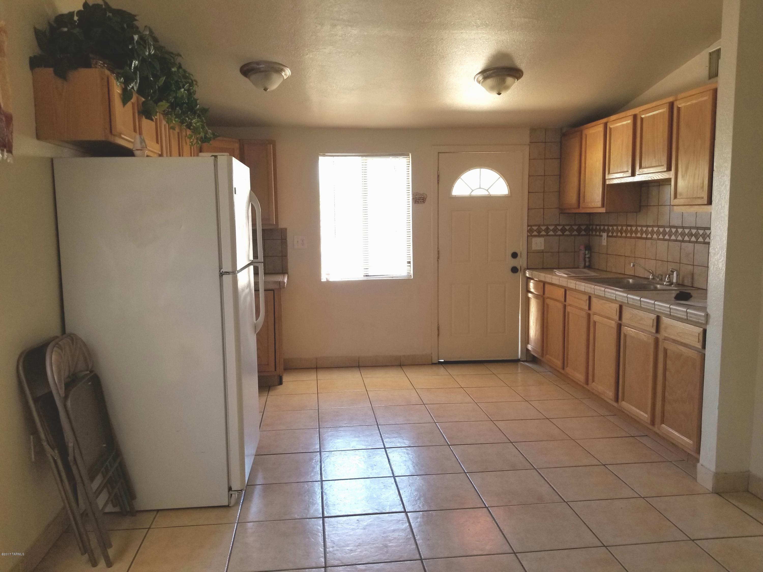 Pueblo Gardens - Residential