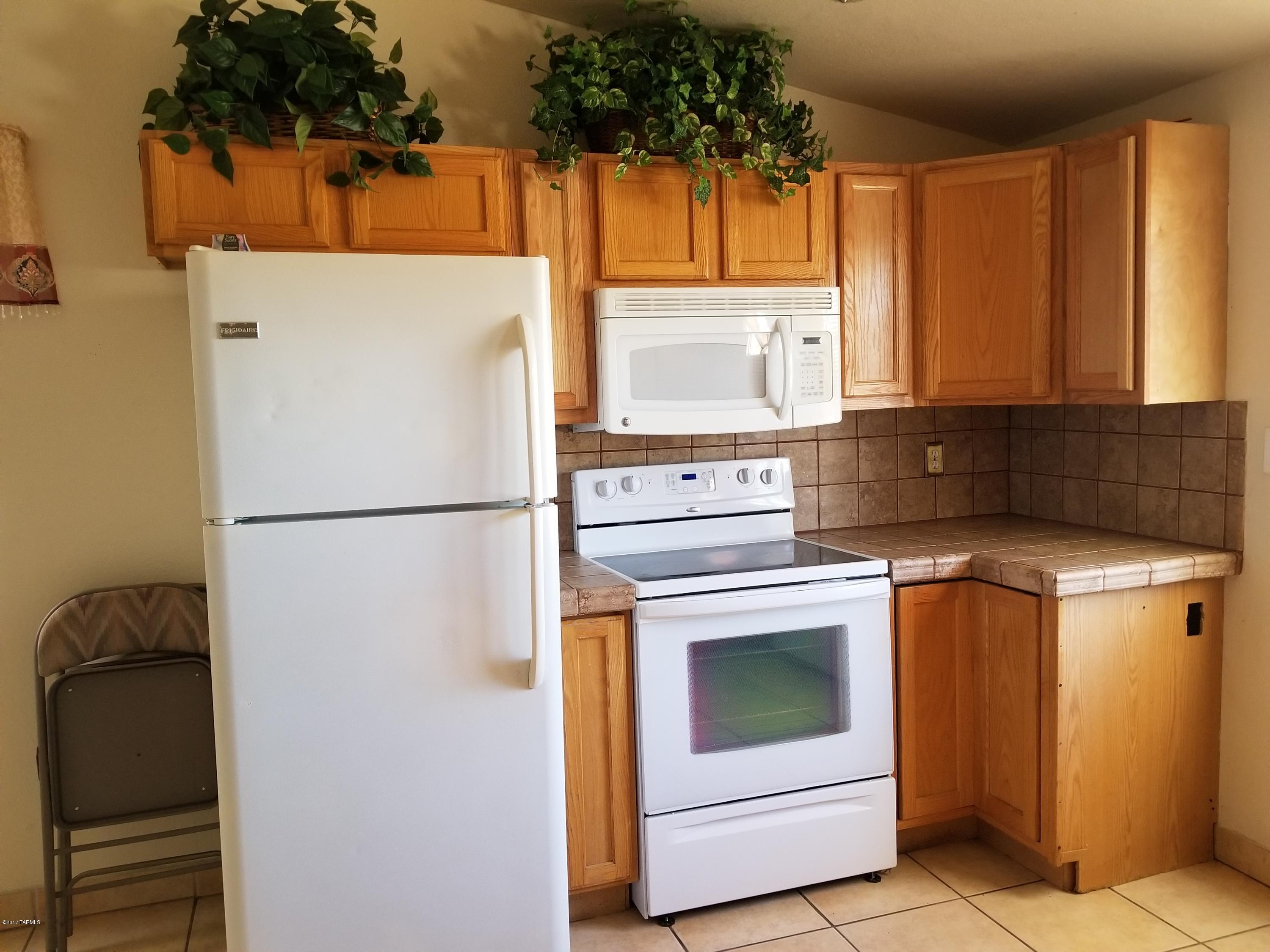Pueblo Gardens - Residential