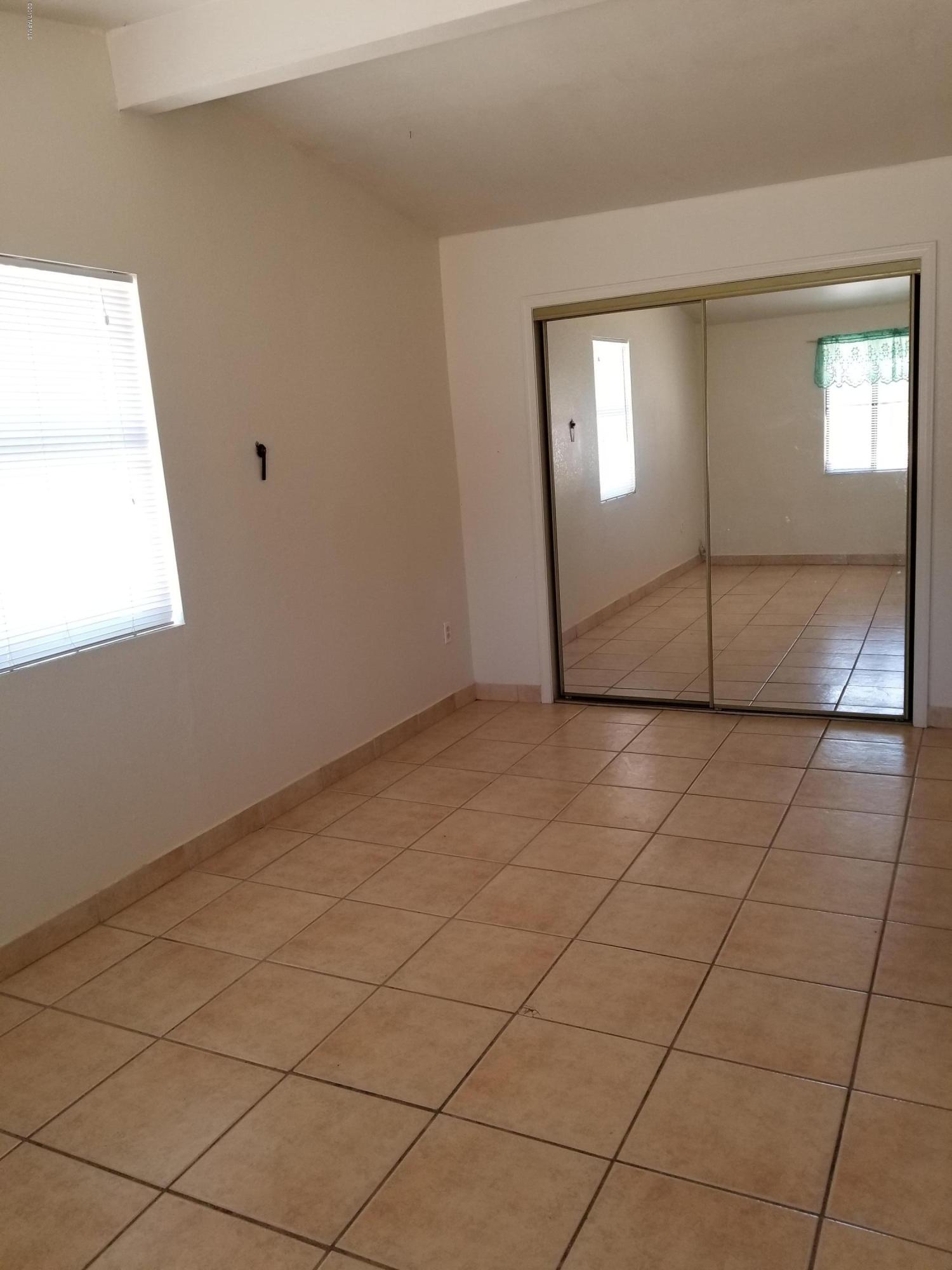 Pueblo Gardens - Residential