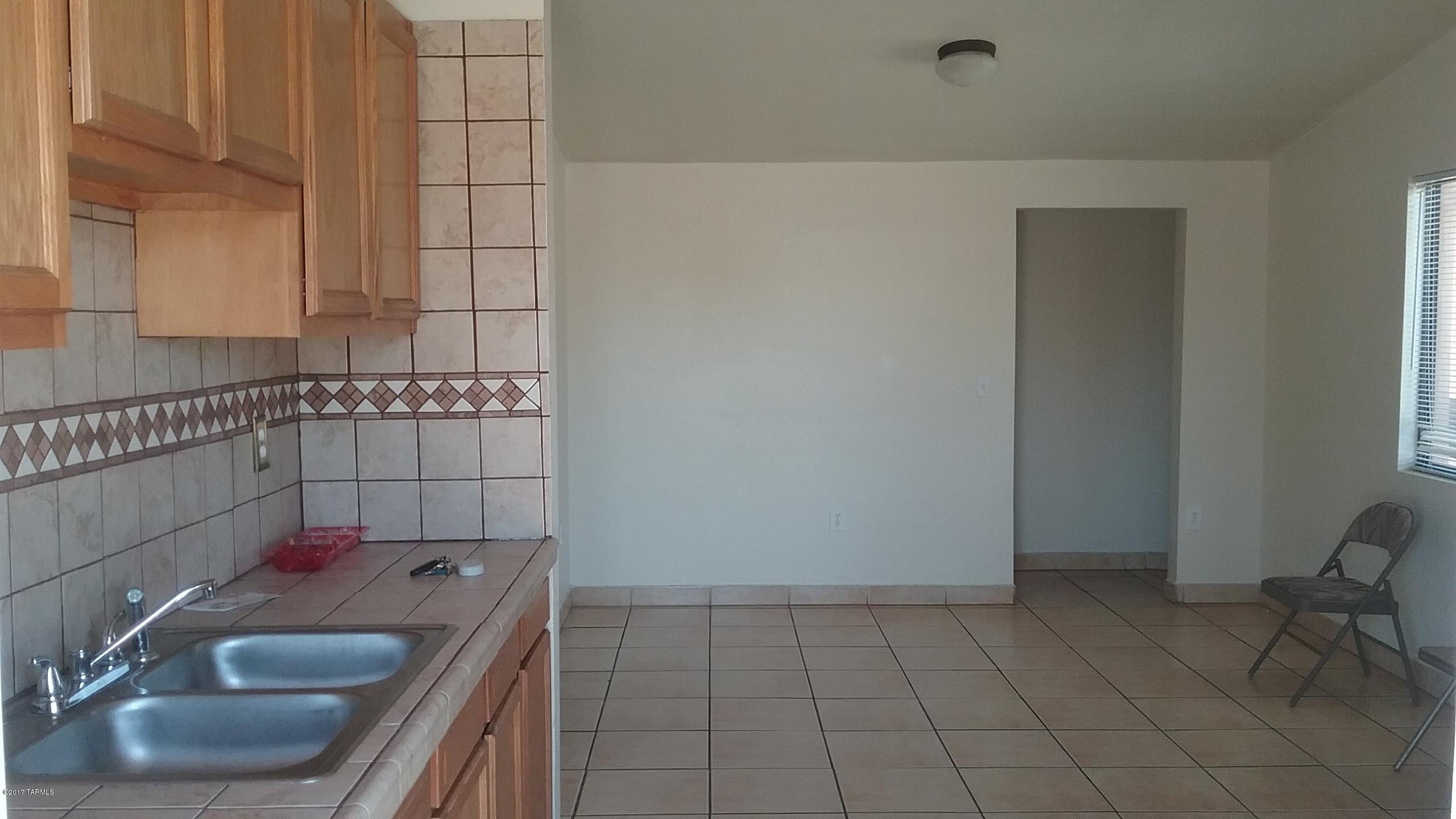 Pueblo Gardens - Residential