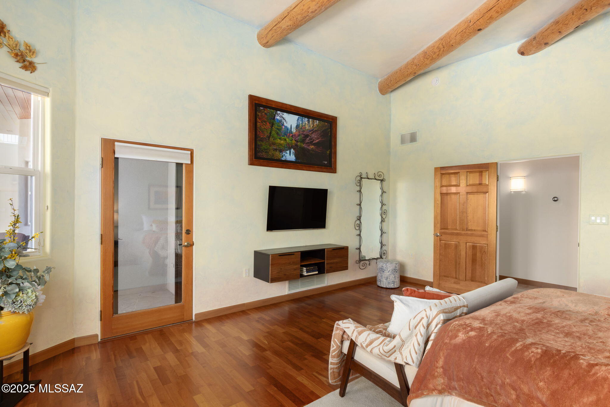 La Bella Vista (1-80) - Residential
