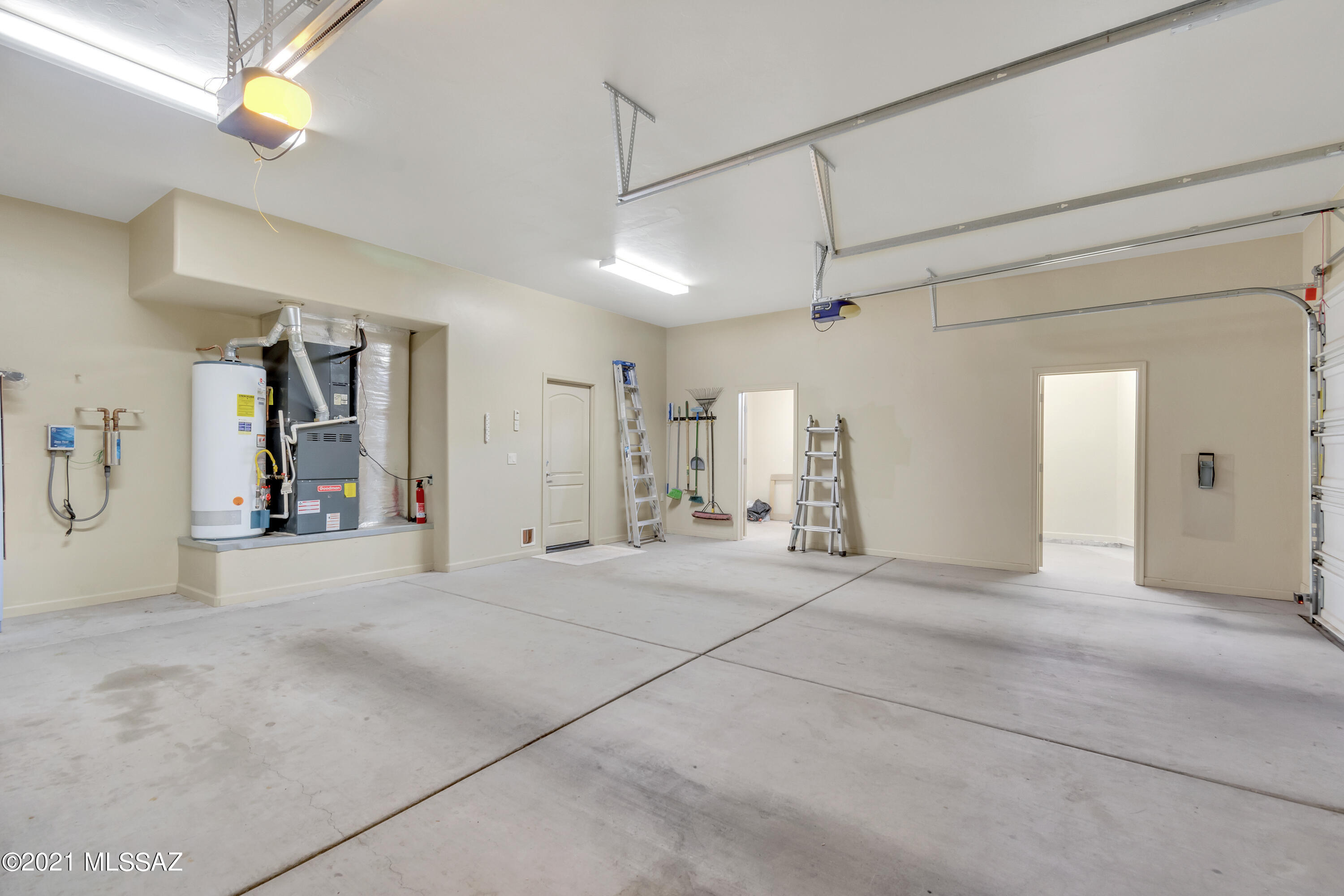 Outpost Estates II (1-9) - Residential