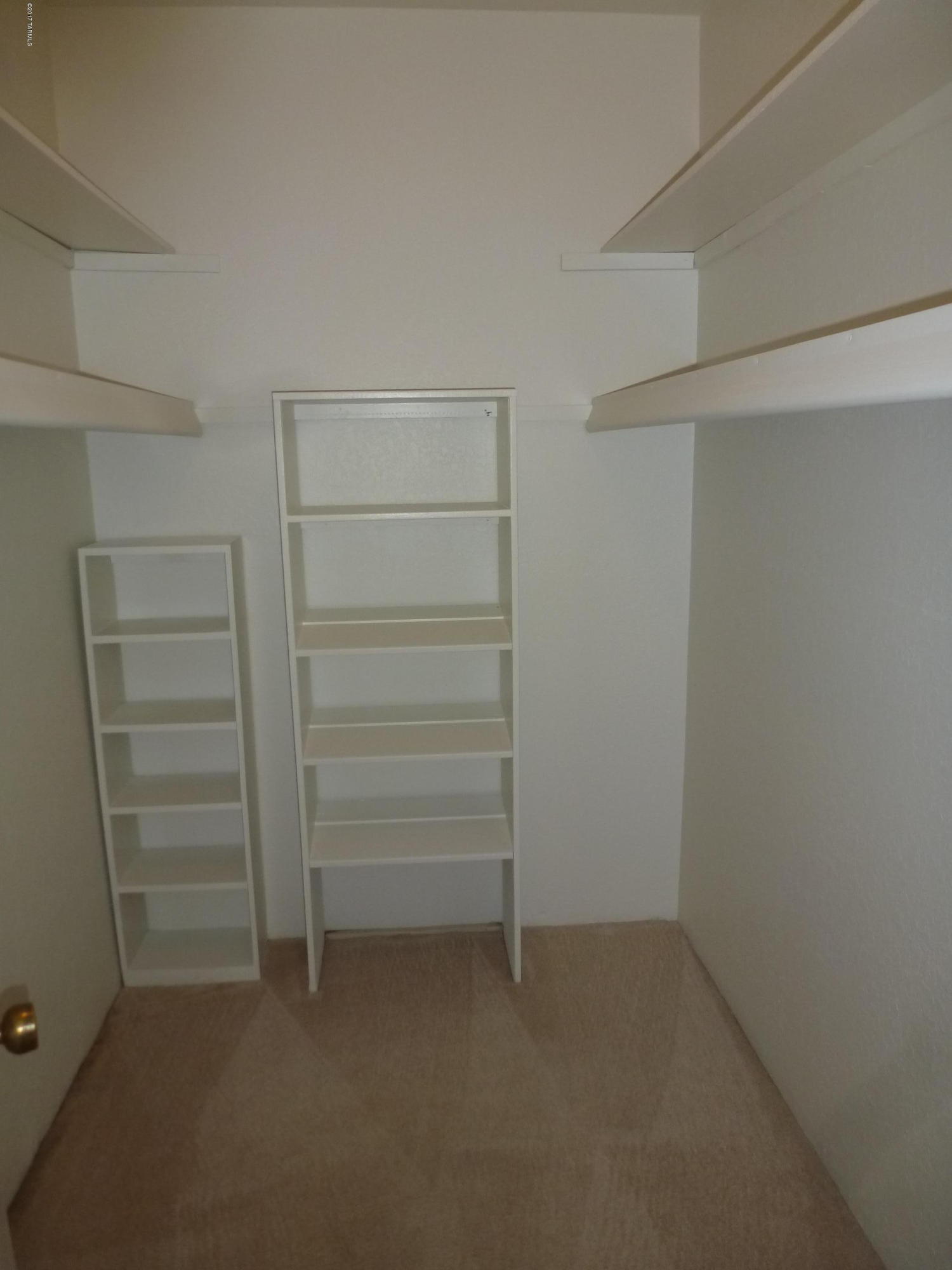 Viewpoint III (1-93) - Residential Lease