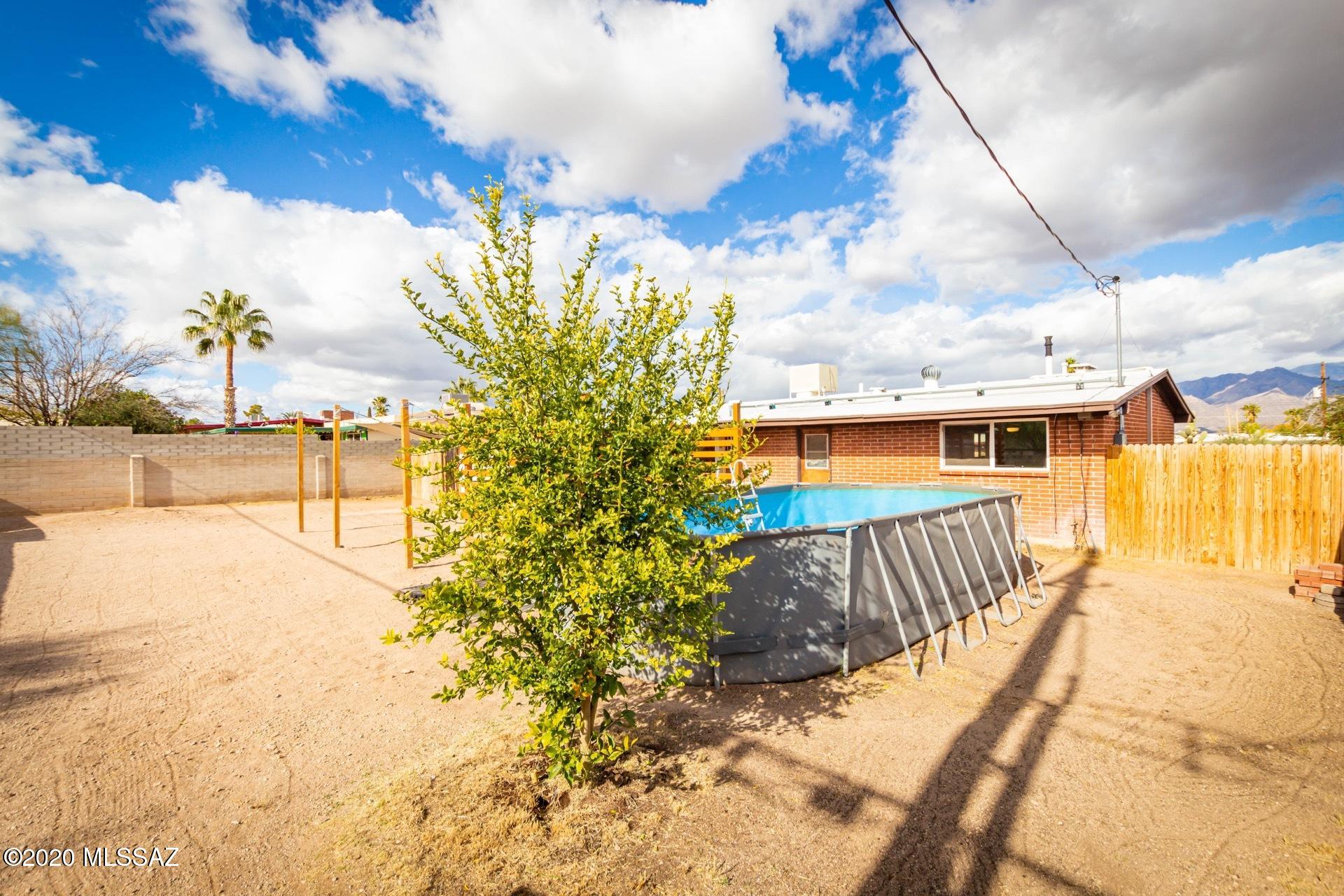Huntington Park - Residential