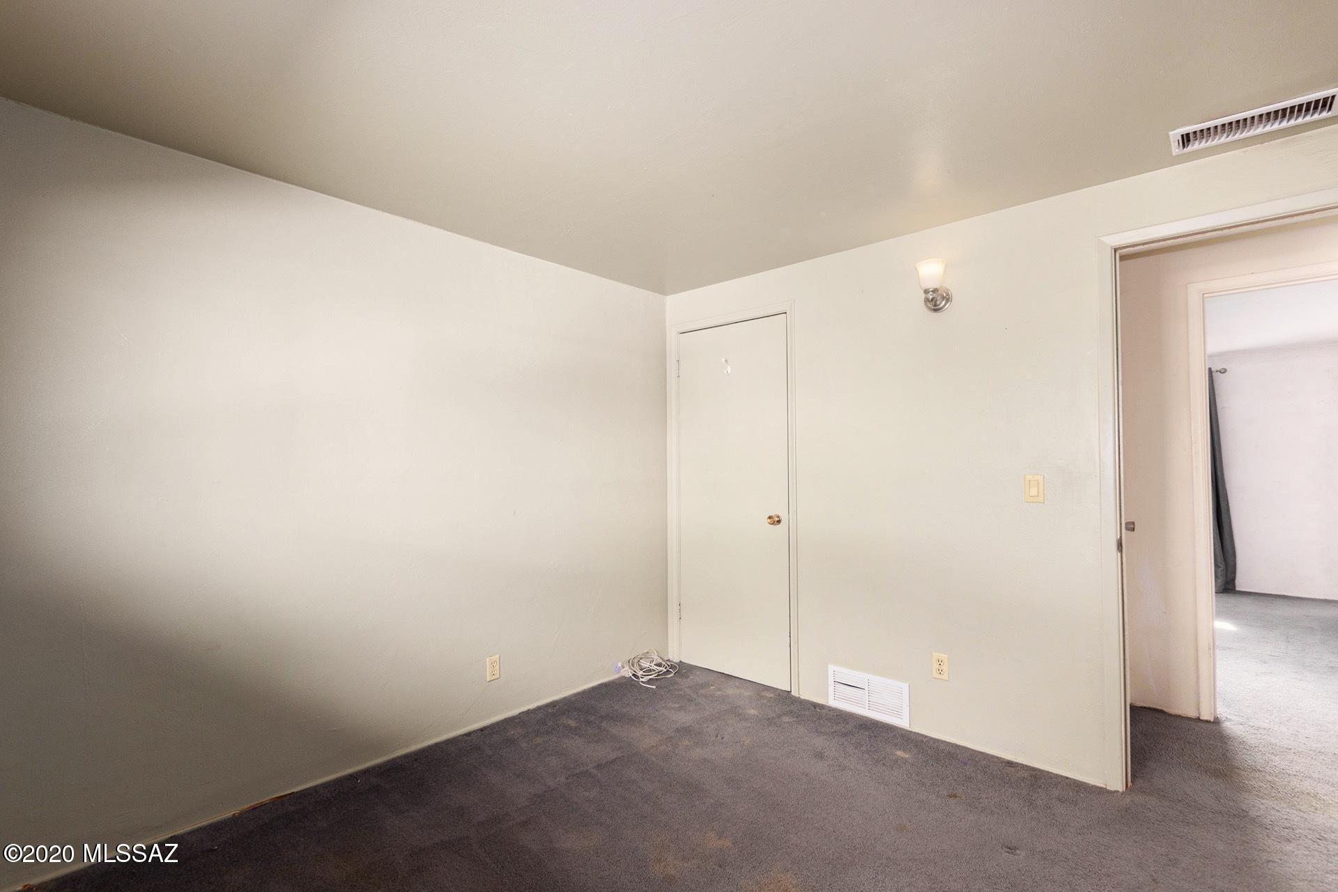Huntington Park - Residential