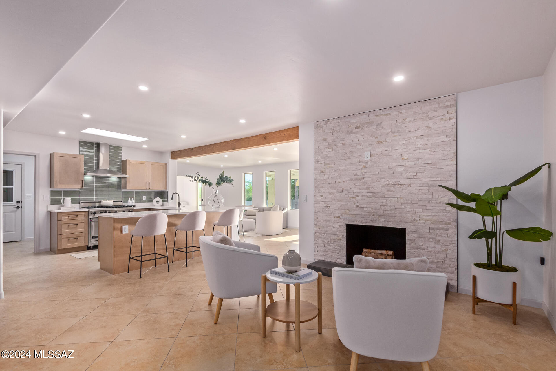 Casas Adobes West (1-220) - Residential
