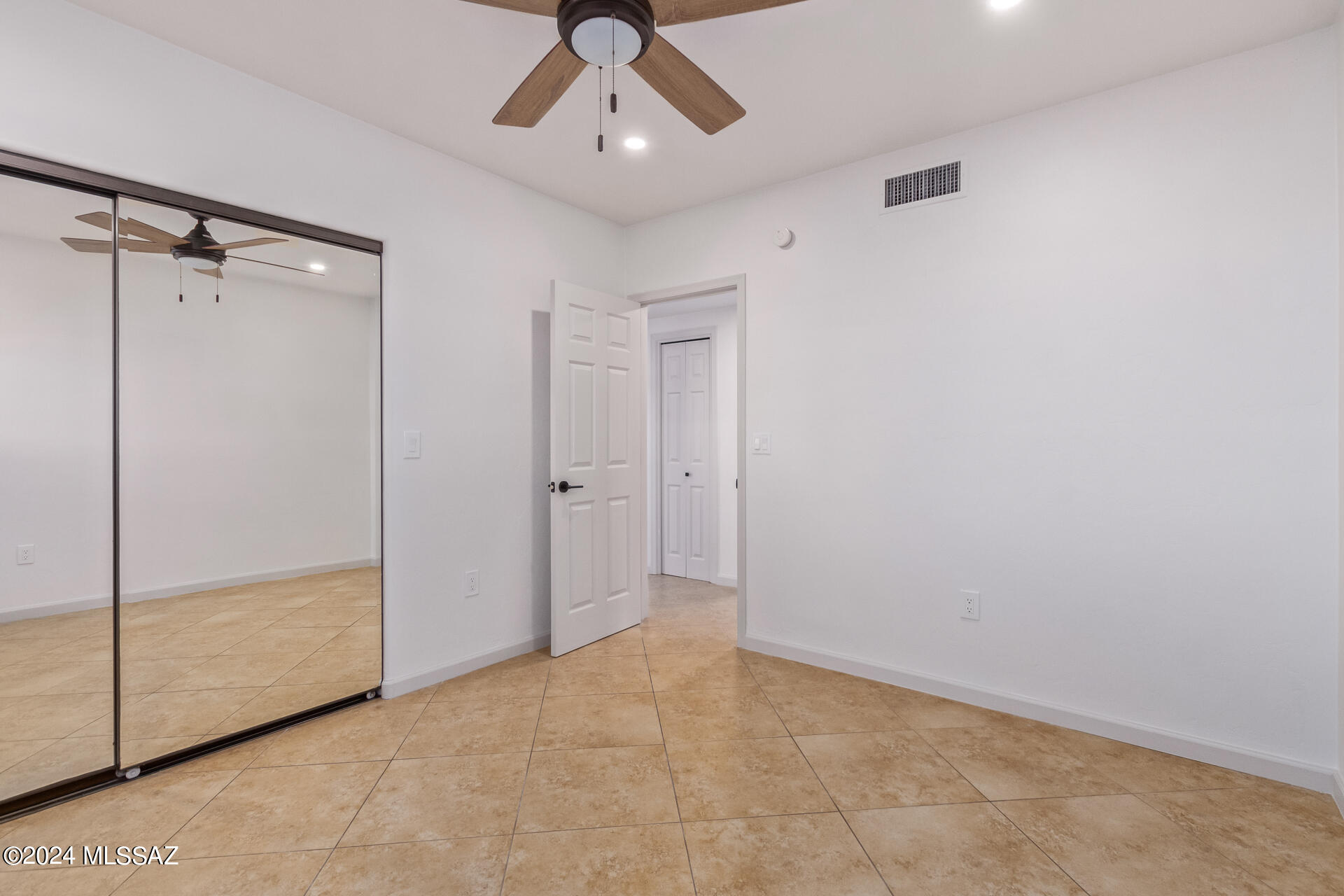 Casas Adobes West (1-220) - Residential