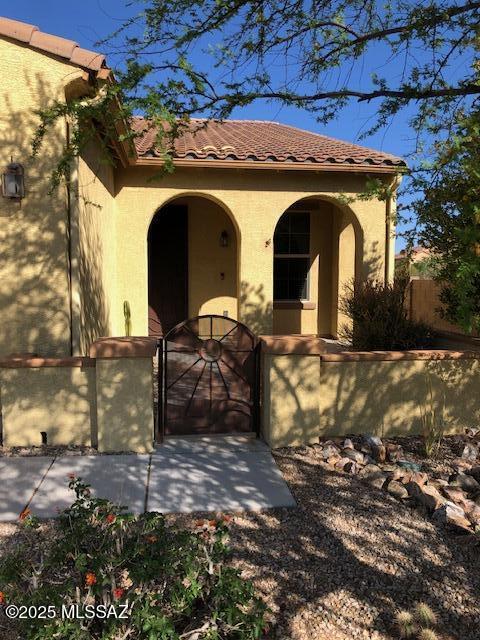 12171 N Golden Mirror Drive