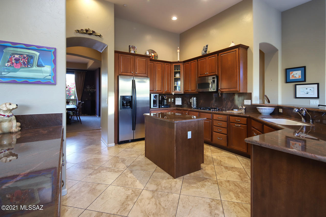 Dos Lagos at Dove Mountain (1-91) - Residential