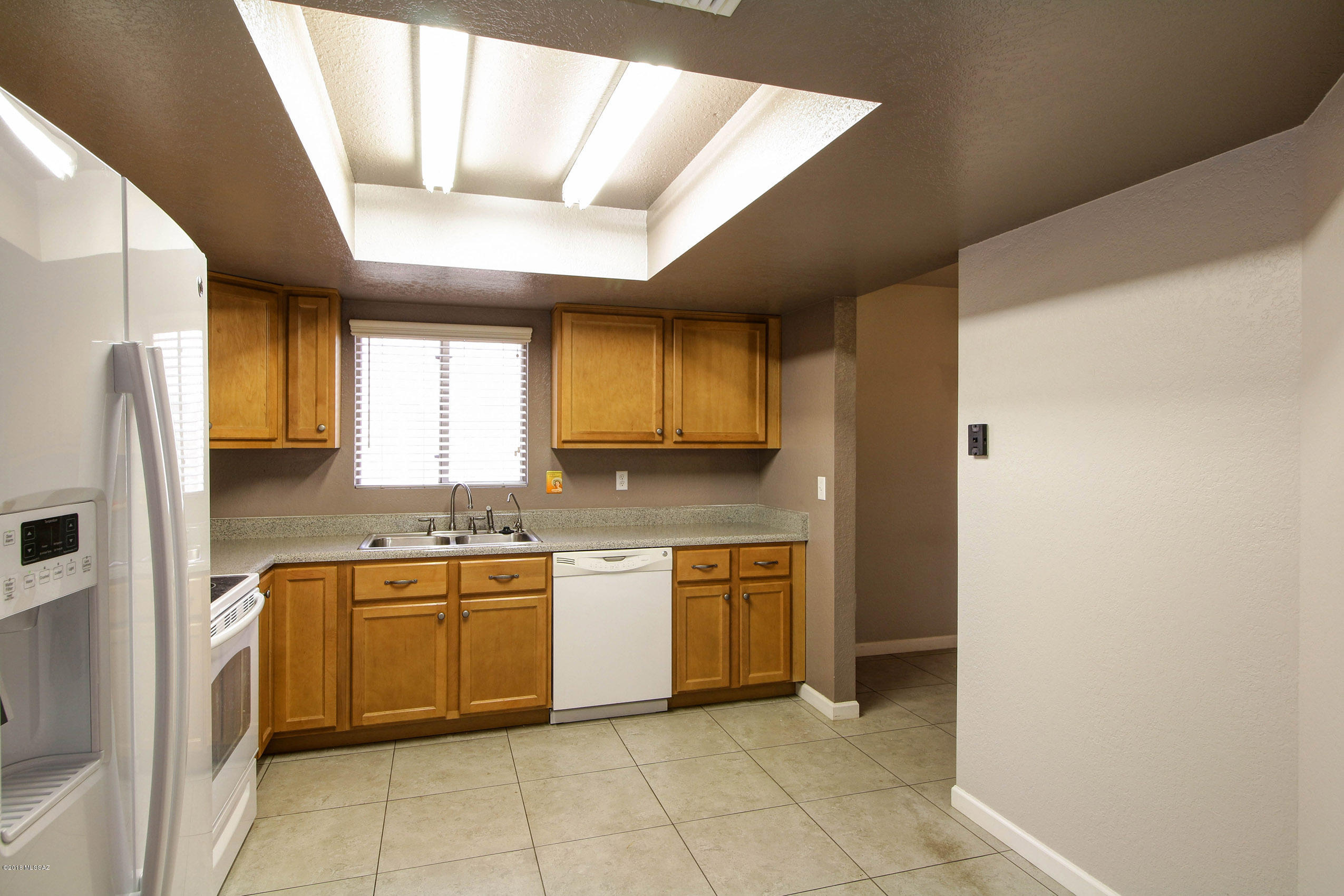 Edgebrooke Village (80-169) - Residential Lease