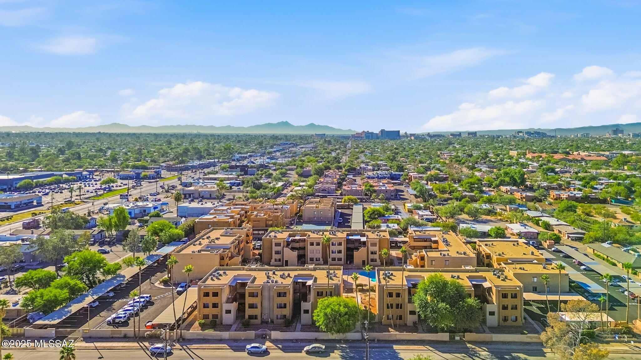 1810 E Blacklidge Drive 1026