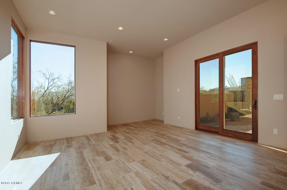 Stone Canyon IV - Residential