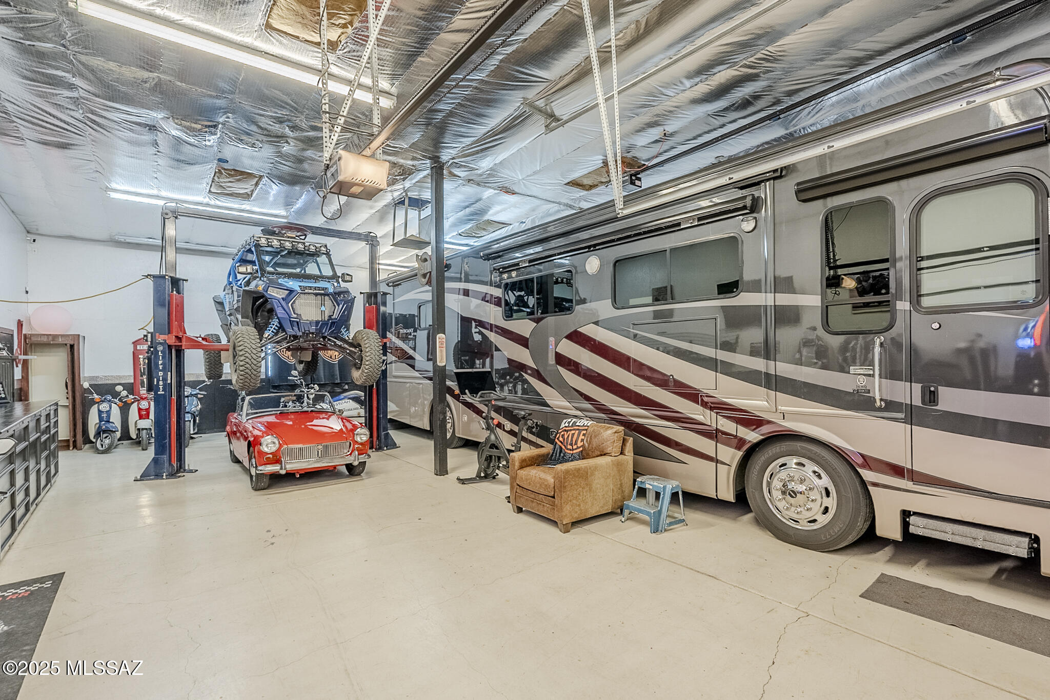 New Tucson Unit NO. 27 - Residential