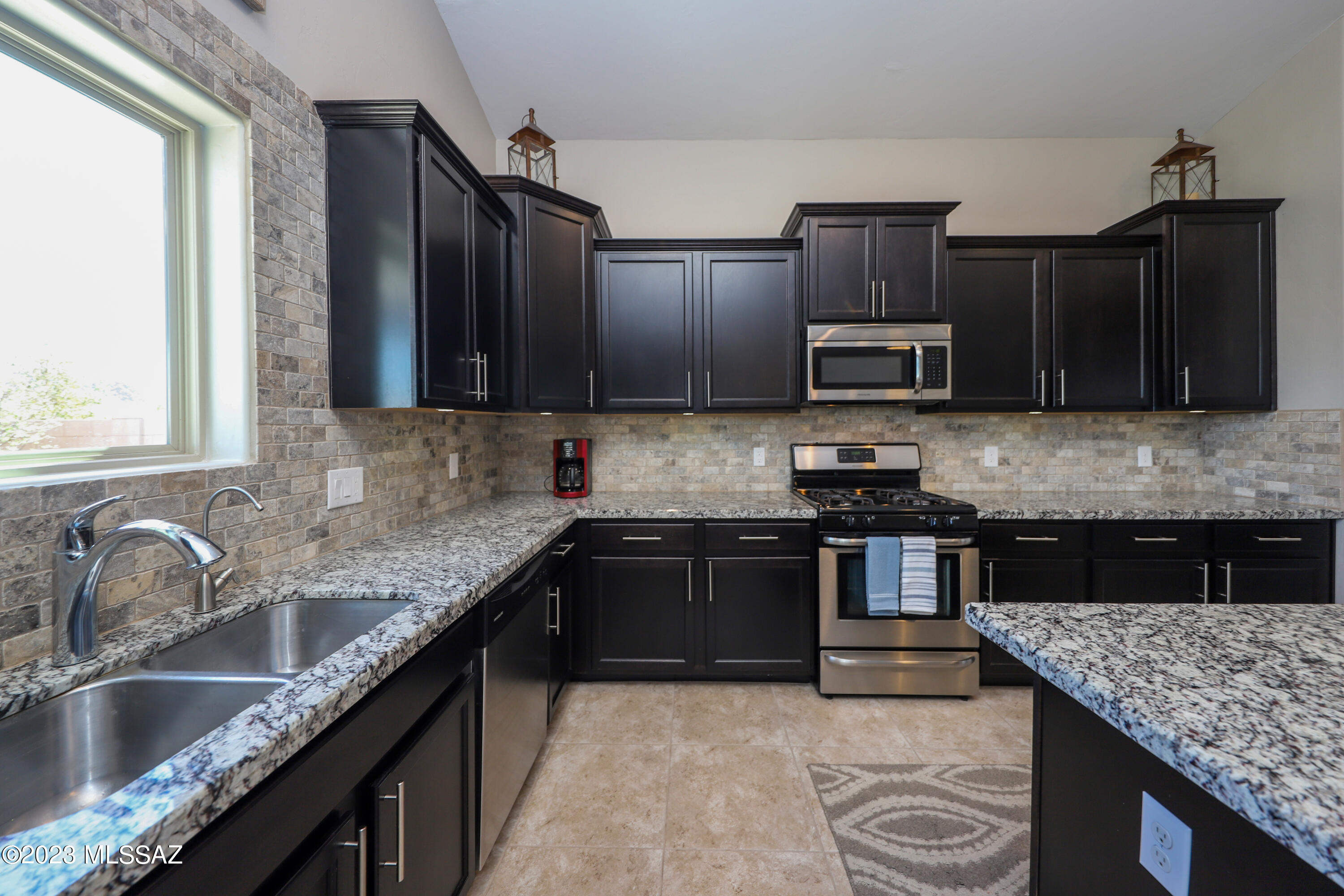 Saguaro Bloom Block 3 - Residential
