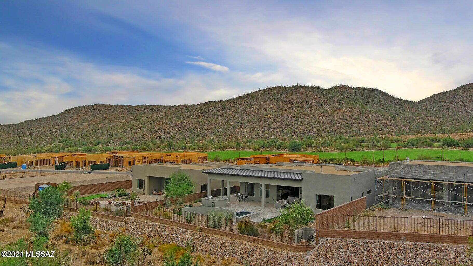 Boulder Bridge Pass III At Dove Mountain SQ20143000307 - Residential