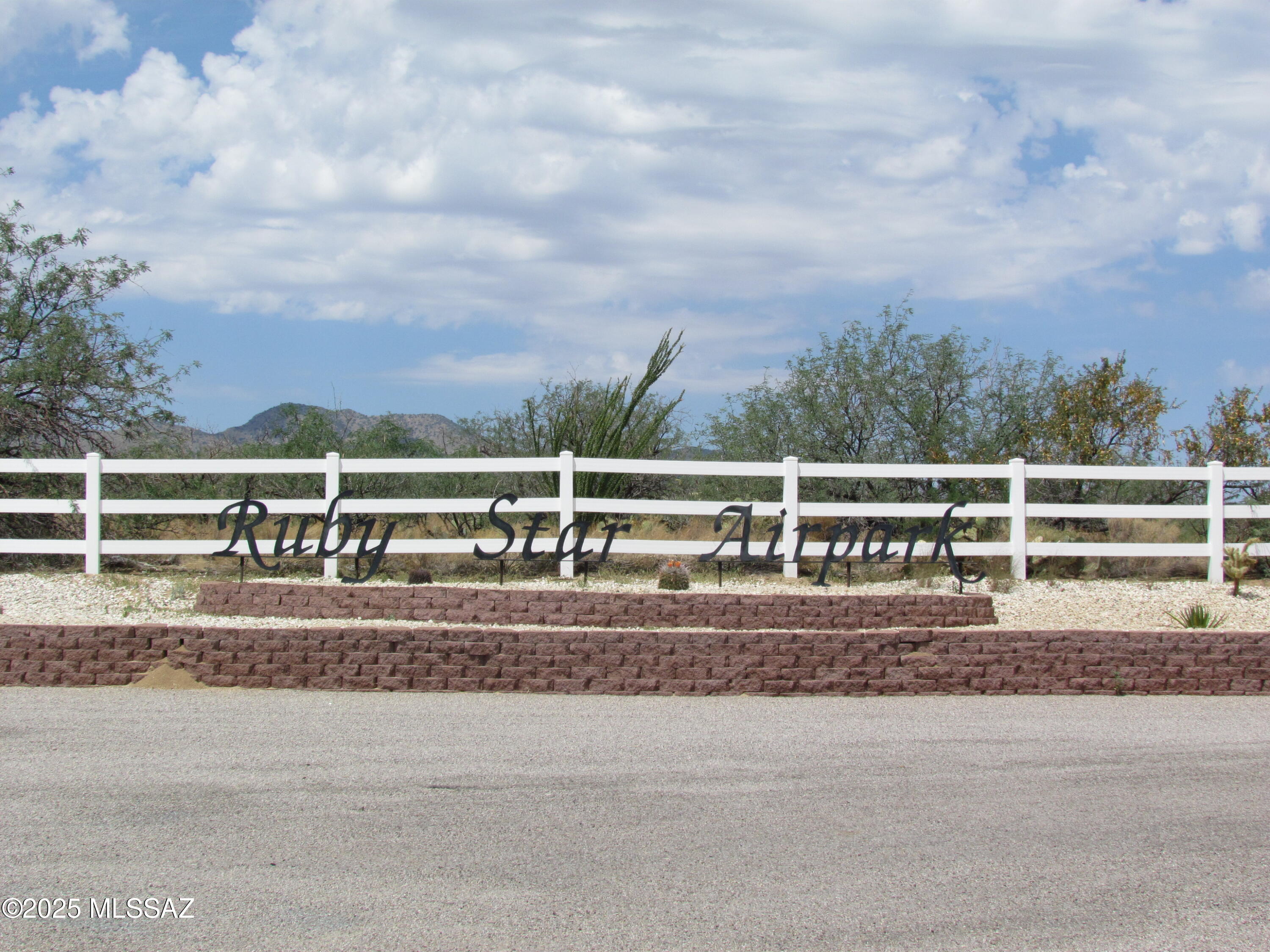 Ruby Star Airpark - Land