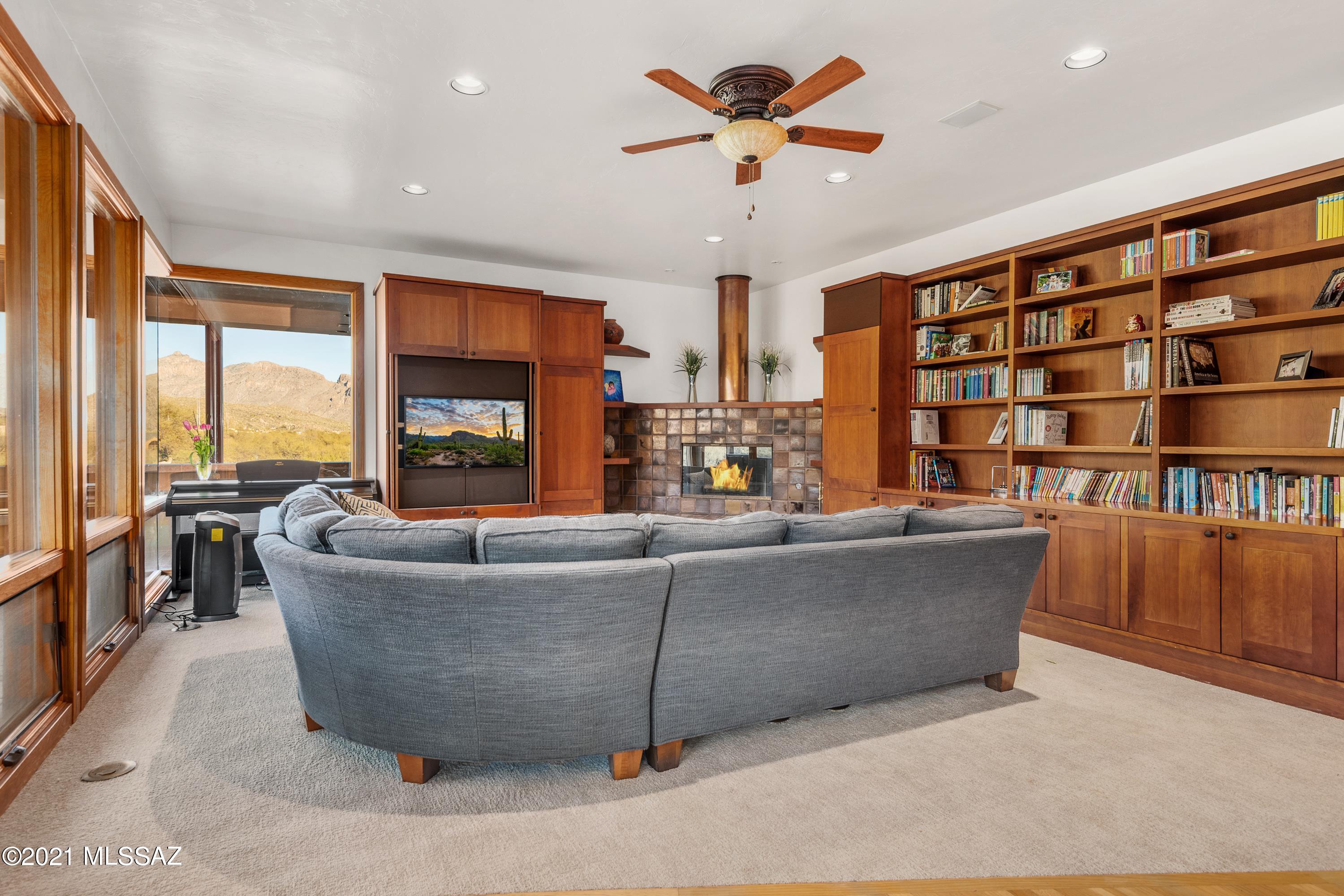 Whaleback Ridge Estates at Ventana Canyon (1-30) - Residential
