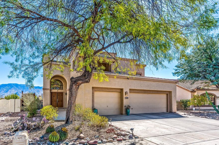 Mountain Views!! This 5 bedroom, 3 bathroom home is located in the desired Push Ridge Community complete with sparkling pool/spa and private yard with unobstructed views.  This home is a must see! You won't forget the large picture windows, gourmet kitchen, custom pantry, spacious family room with gas fireplace, custom bar area, custom metal banisters/railings, and updated bathrooms. Leased solar to help on those hot summer months ! This home checks all the boxes!