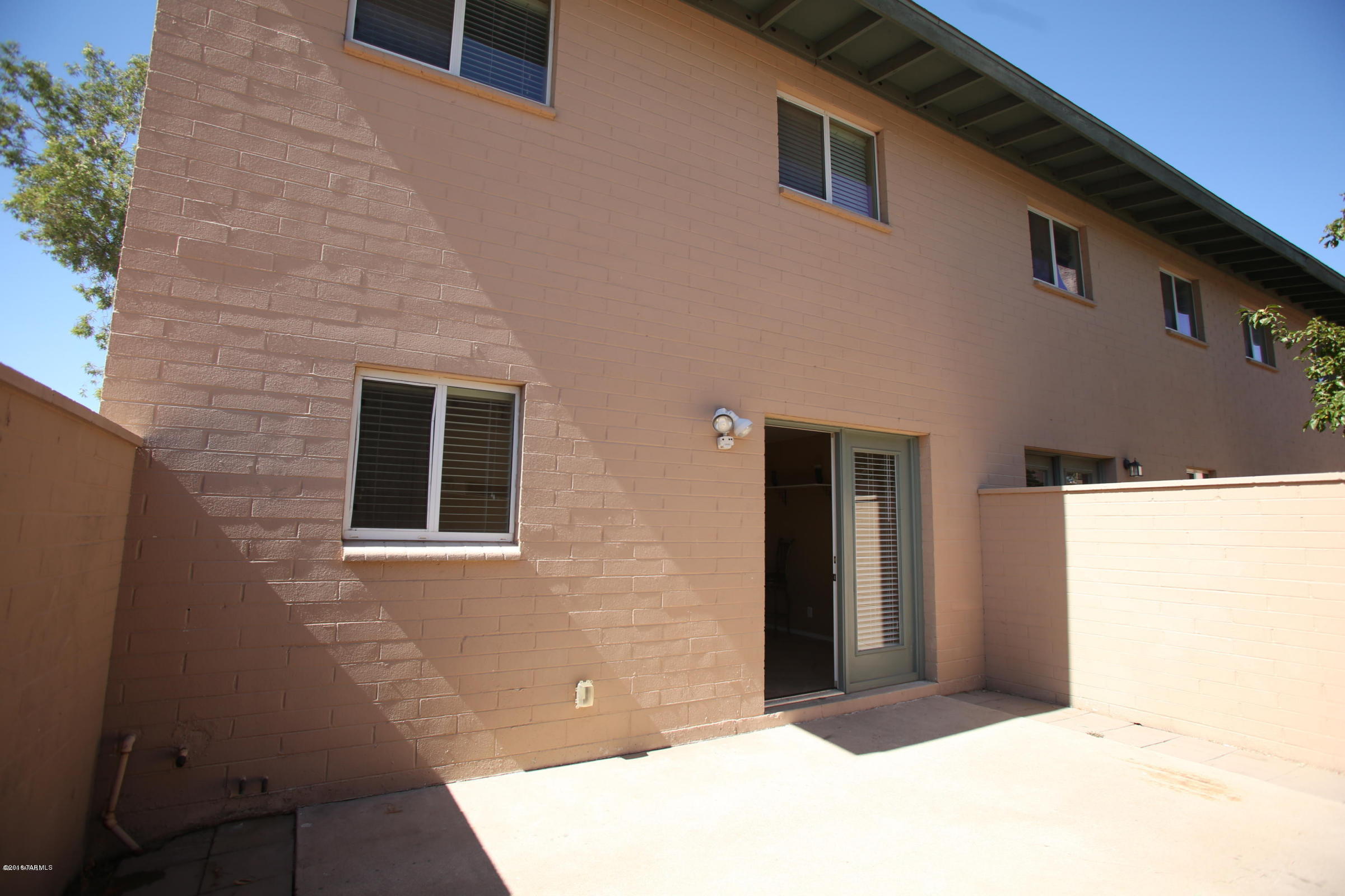 Villa Venice Condos - Residential Lease