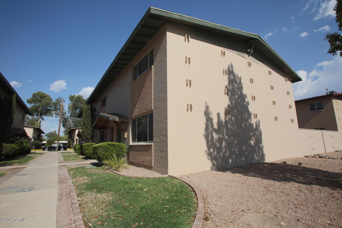Villa Venice Condos - Residential Lease