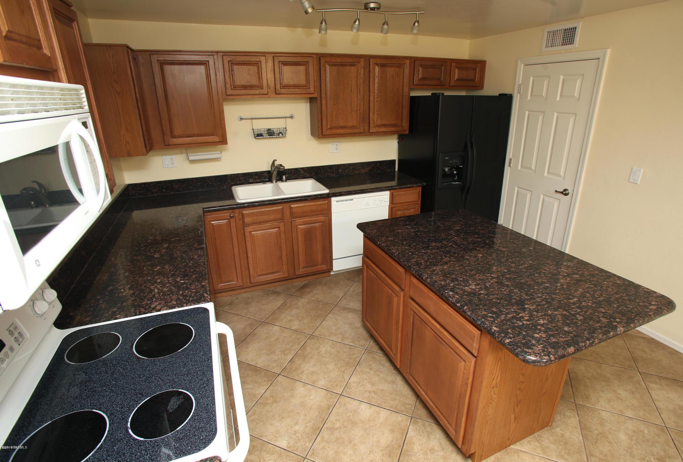Villa Venice Condos - Residential Lease