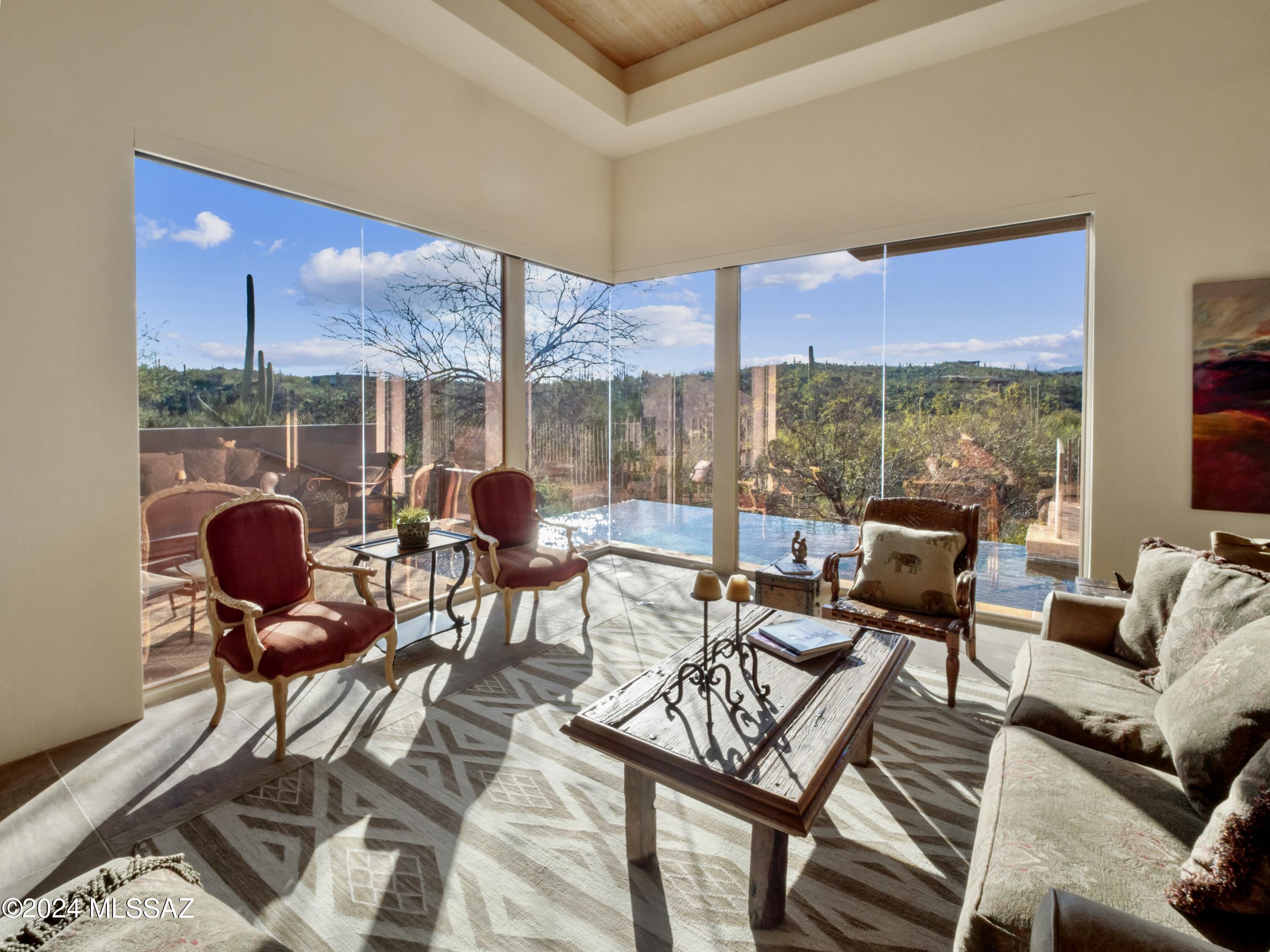 Honey Bee Ridge(The Estates At) - Residential