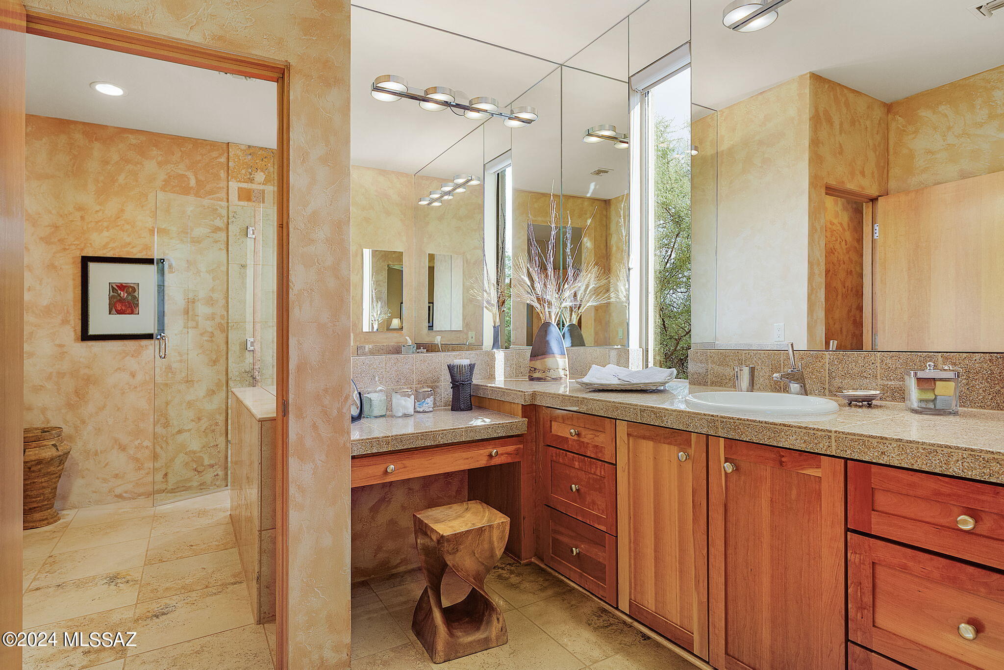 Honey Bee Ridge(The Estates At) - Residential