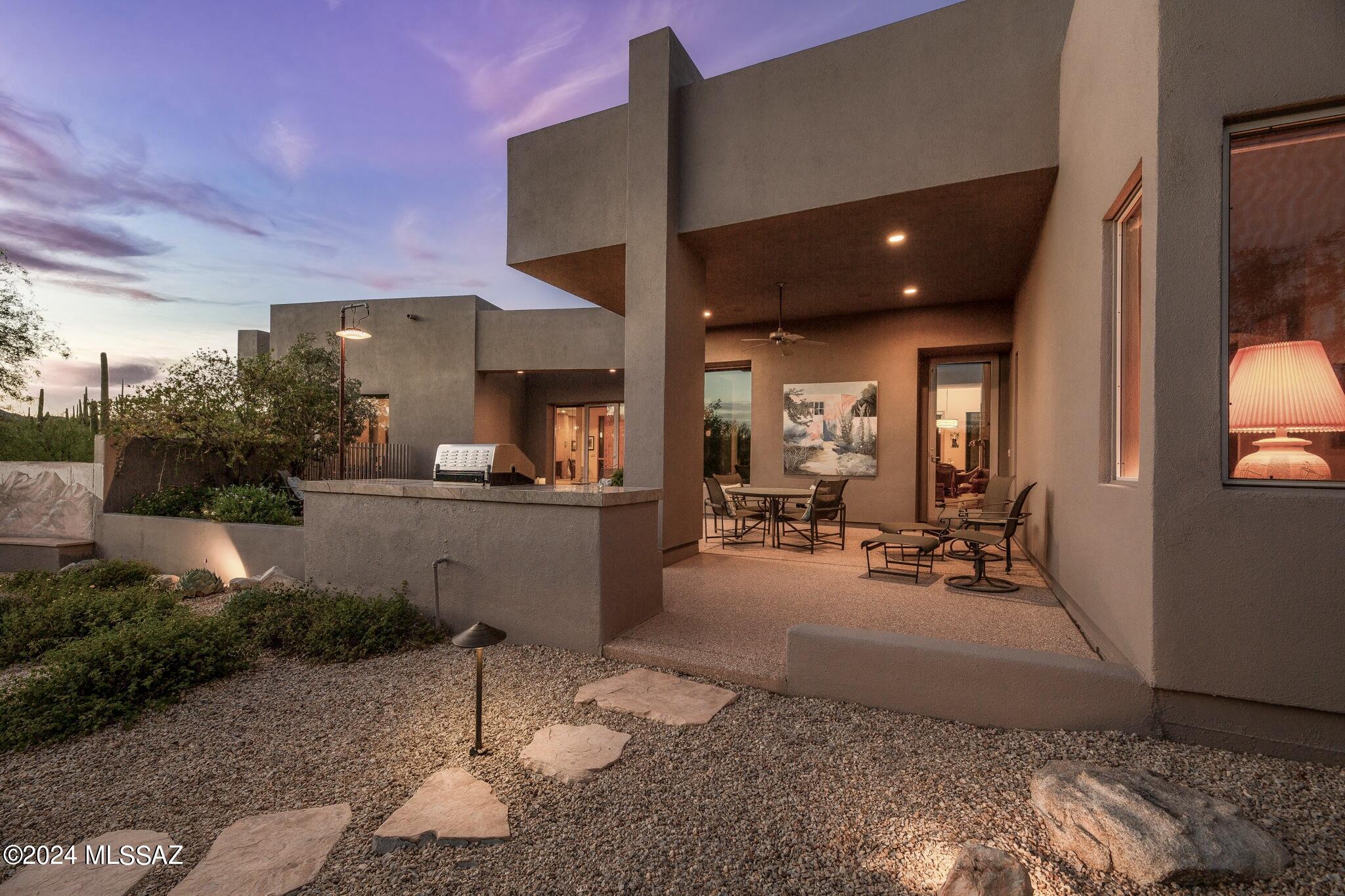 Honey Bee Ridge(The Estates At) - Residential