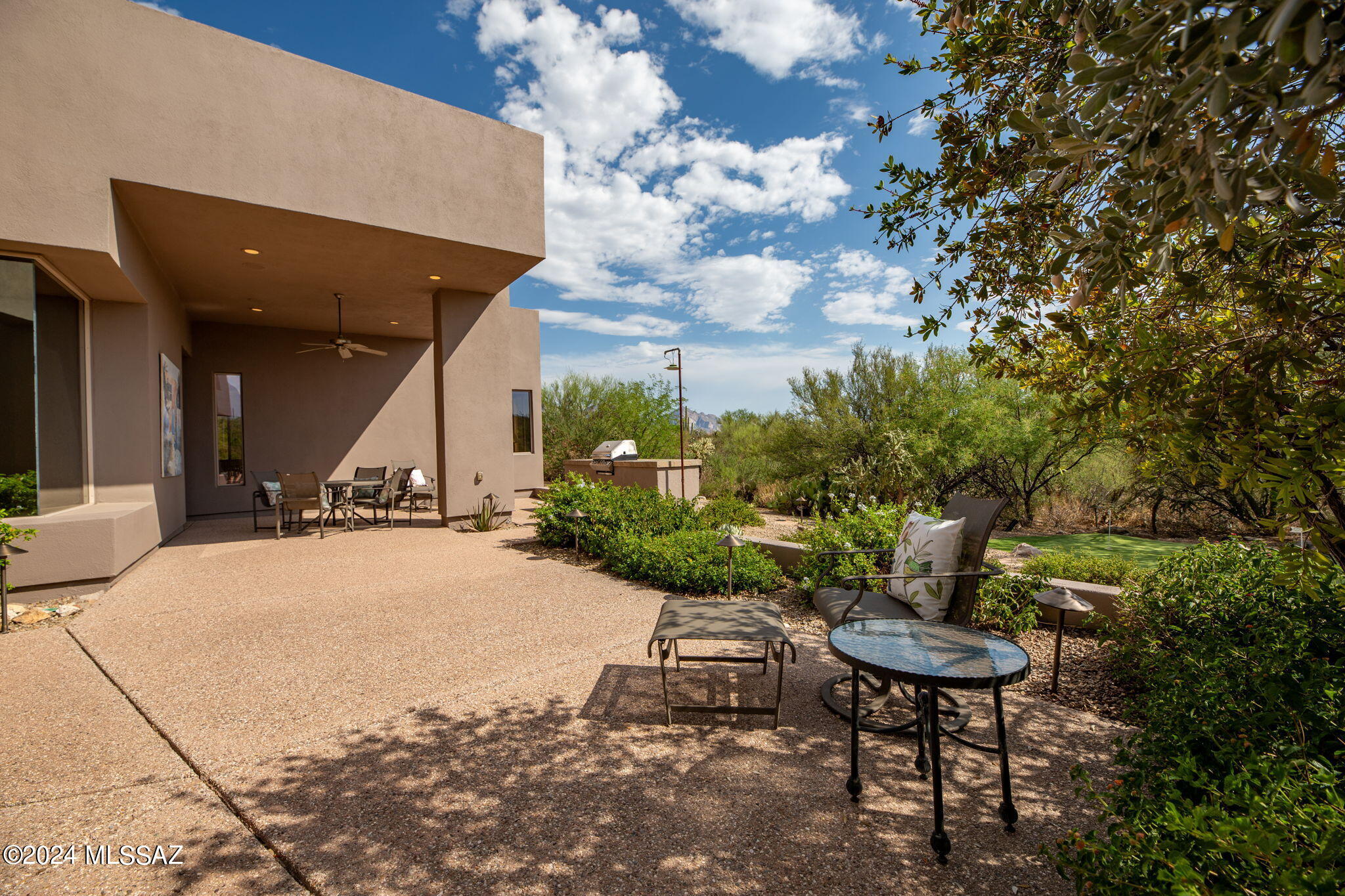 Honey Bee Ridge(The Estates At) - Residential