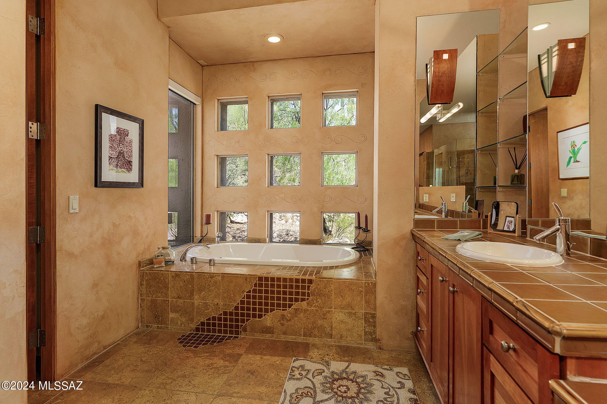Honey Bee Ridge(The Estates At) - Residential