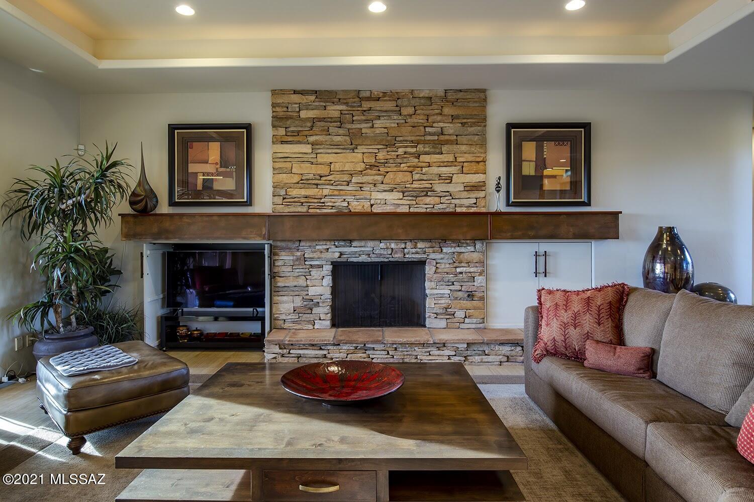 Catalina Foothills Estates NO. 10 (212-232) - Residential