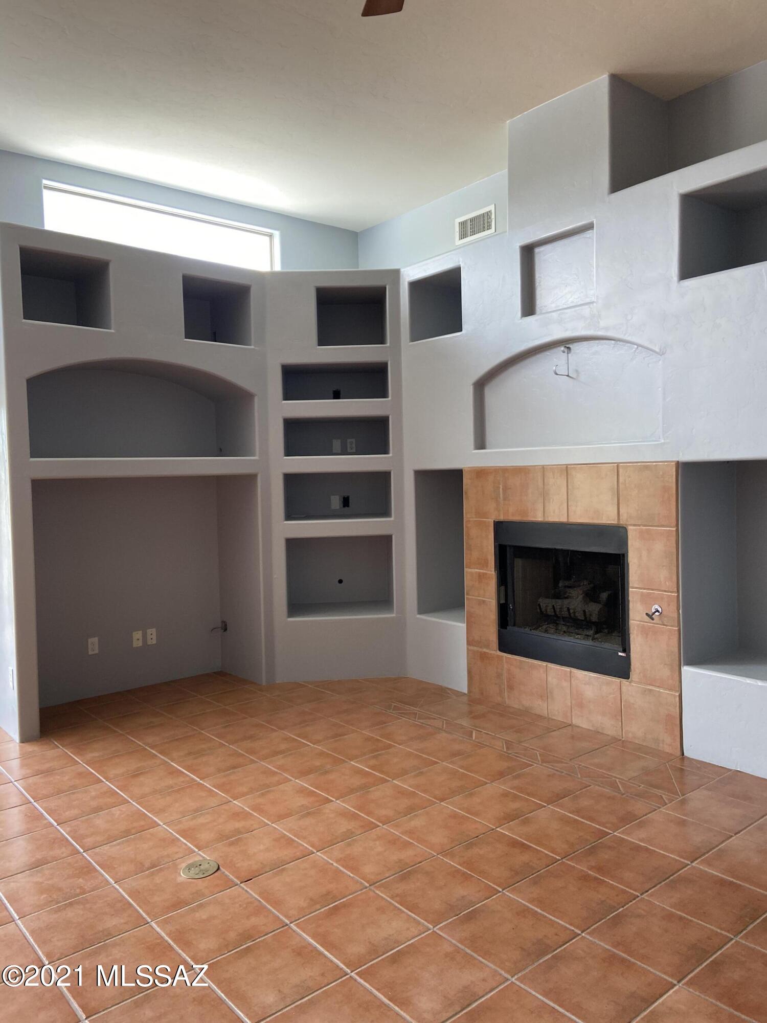 Montage Vista (1-29) - Residential