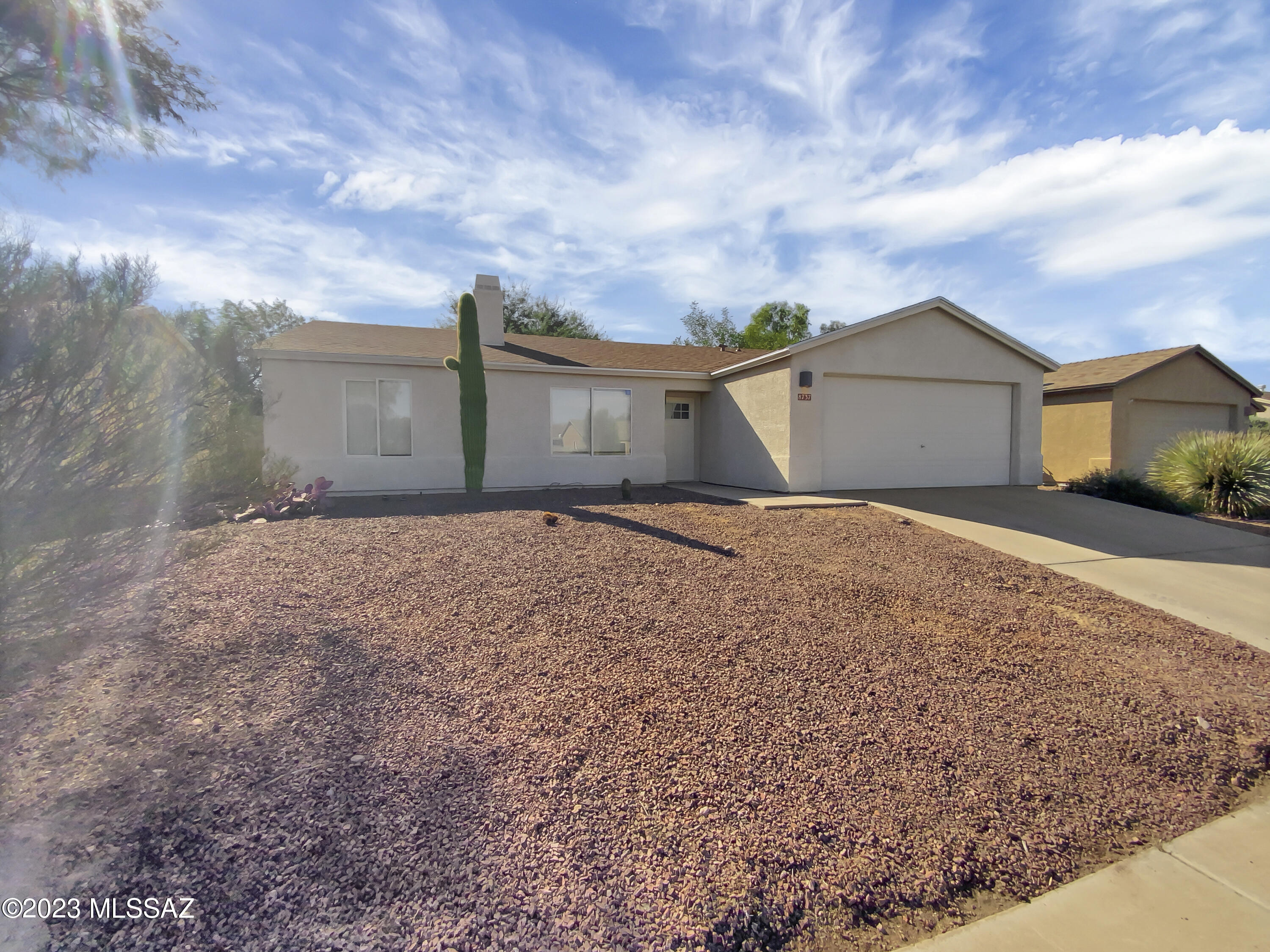 Silver Moon (1-101) - Residential