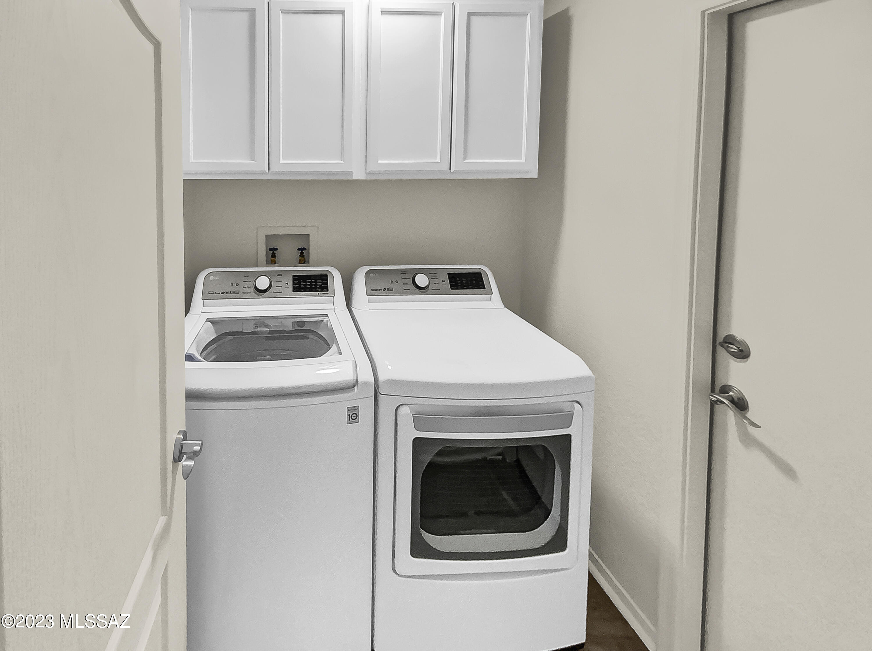 Silver Moon (1-101) - Residential