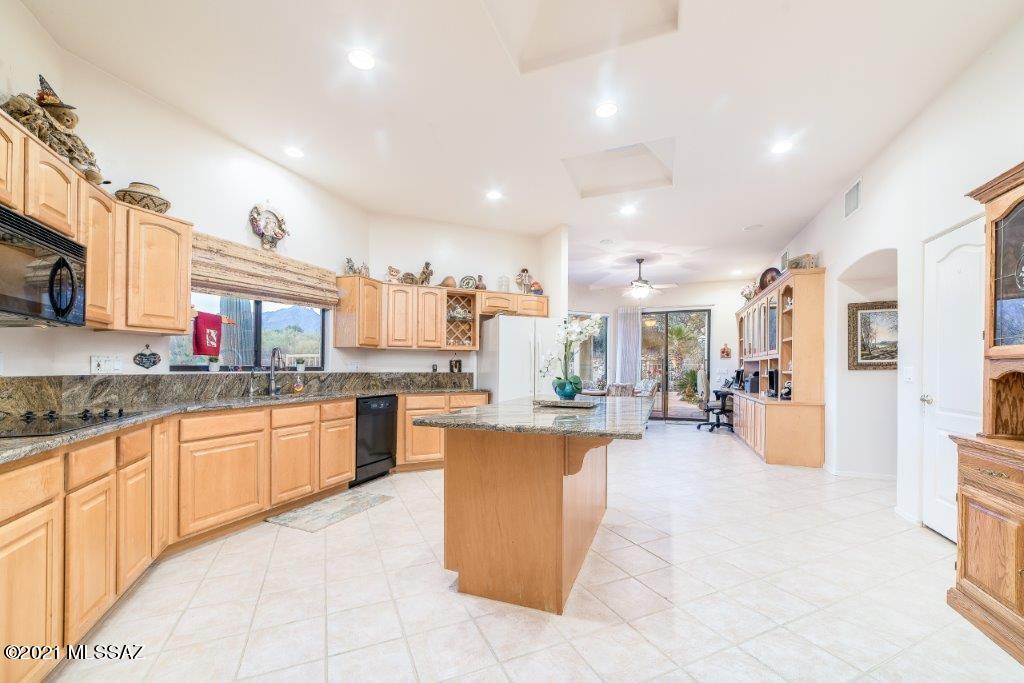 Bellas Catalinas Estates (1-93) - Residential