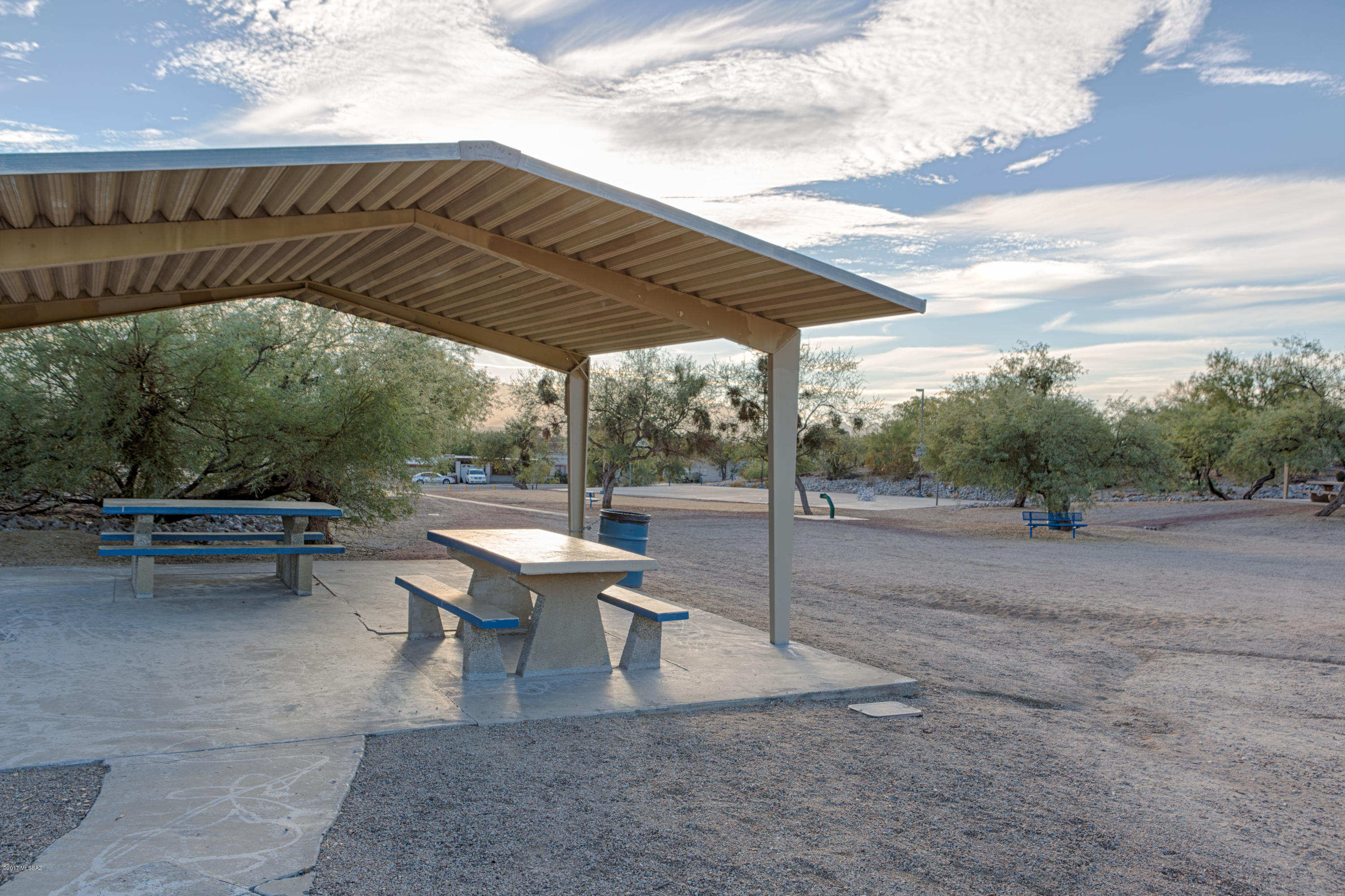 Casas Adobes Park (1-93) - Residential