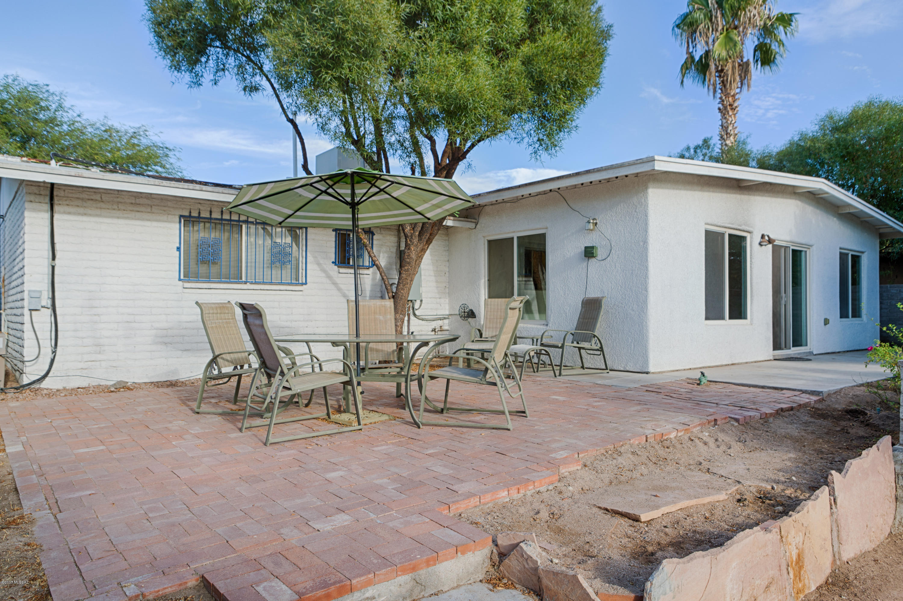 Casas Adobes Park (1-93) - Residential