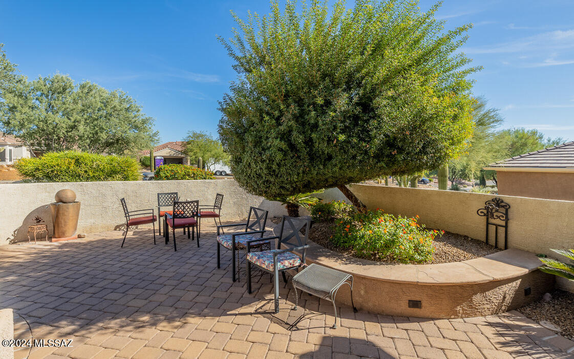 13497 N Heritage Gateway Avenue