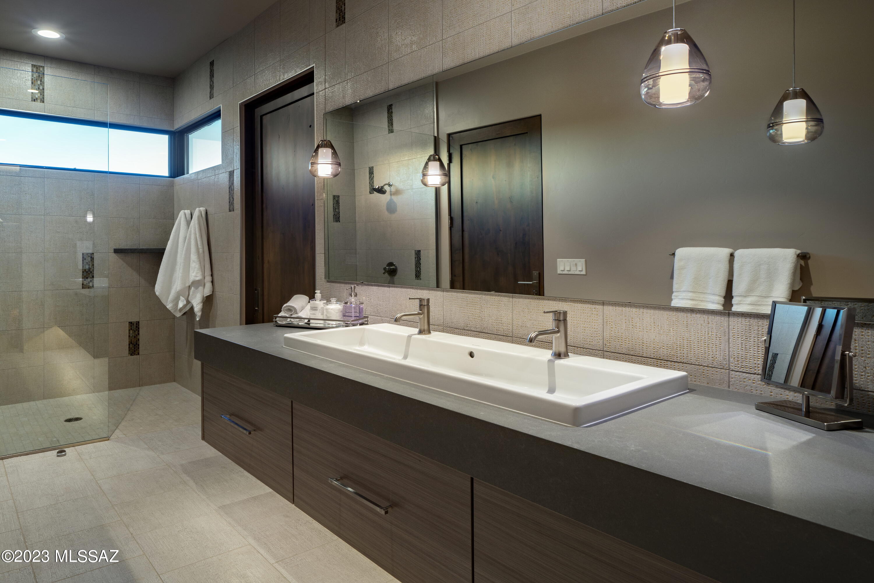 Stone Canyon IV - Residential