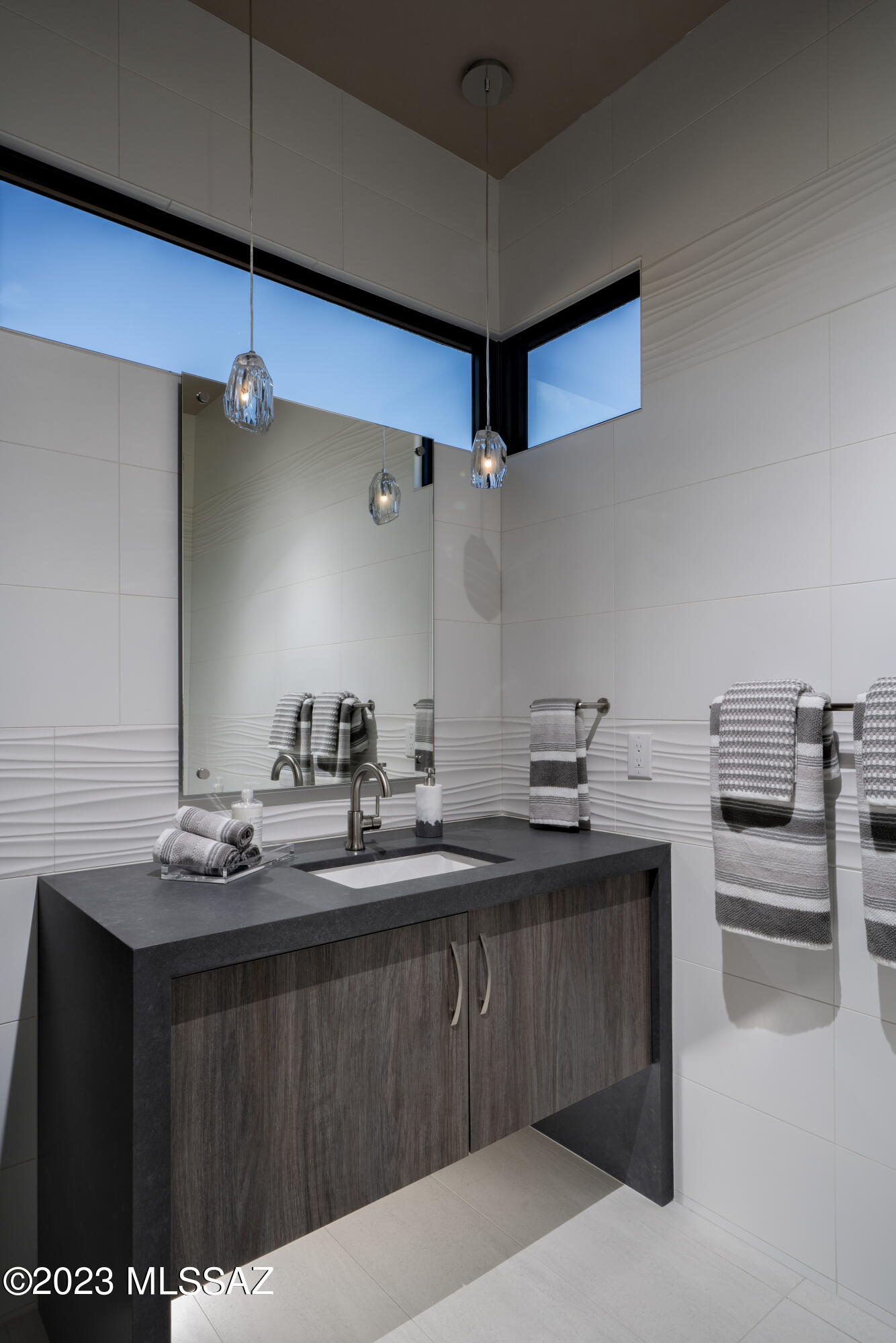 Stone Canyon IV - Residential