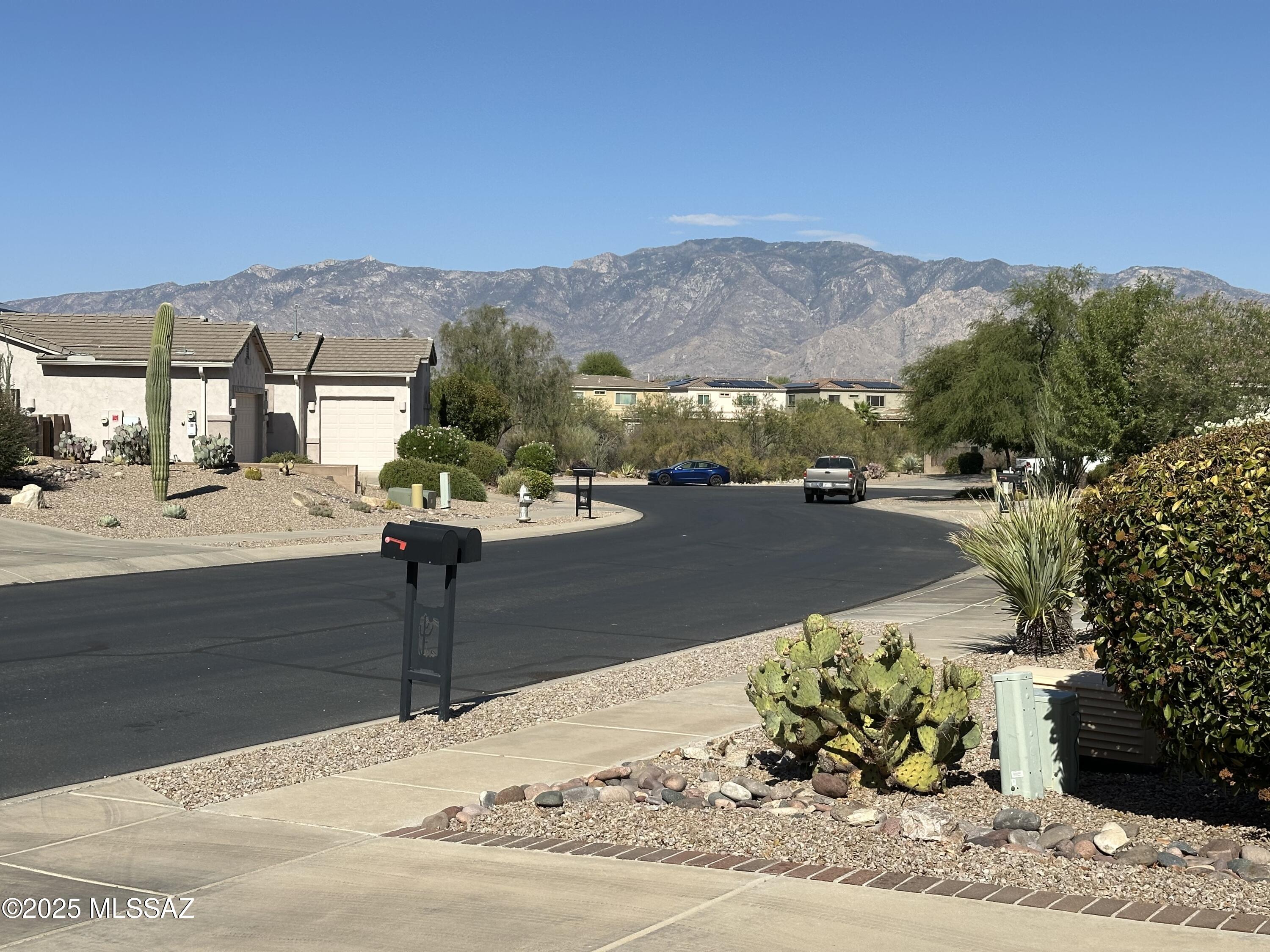 13049 N Woosnam Way