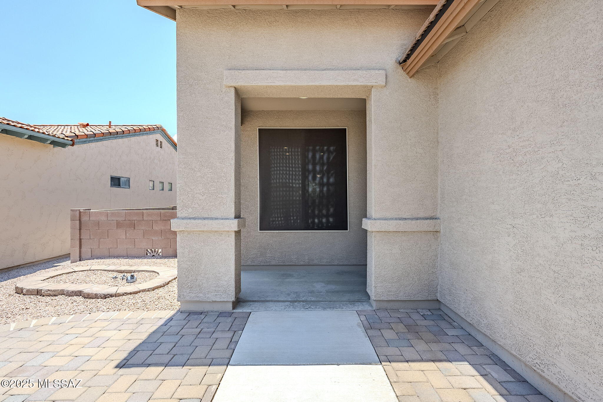 967 W Calle Arrieta