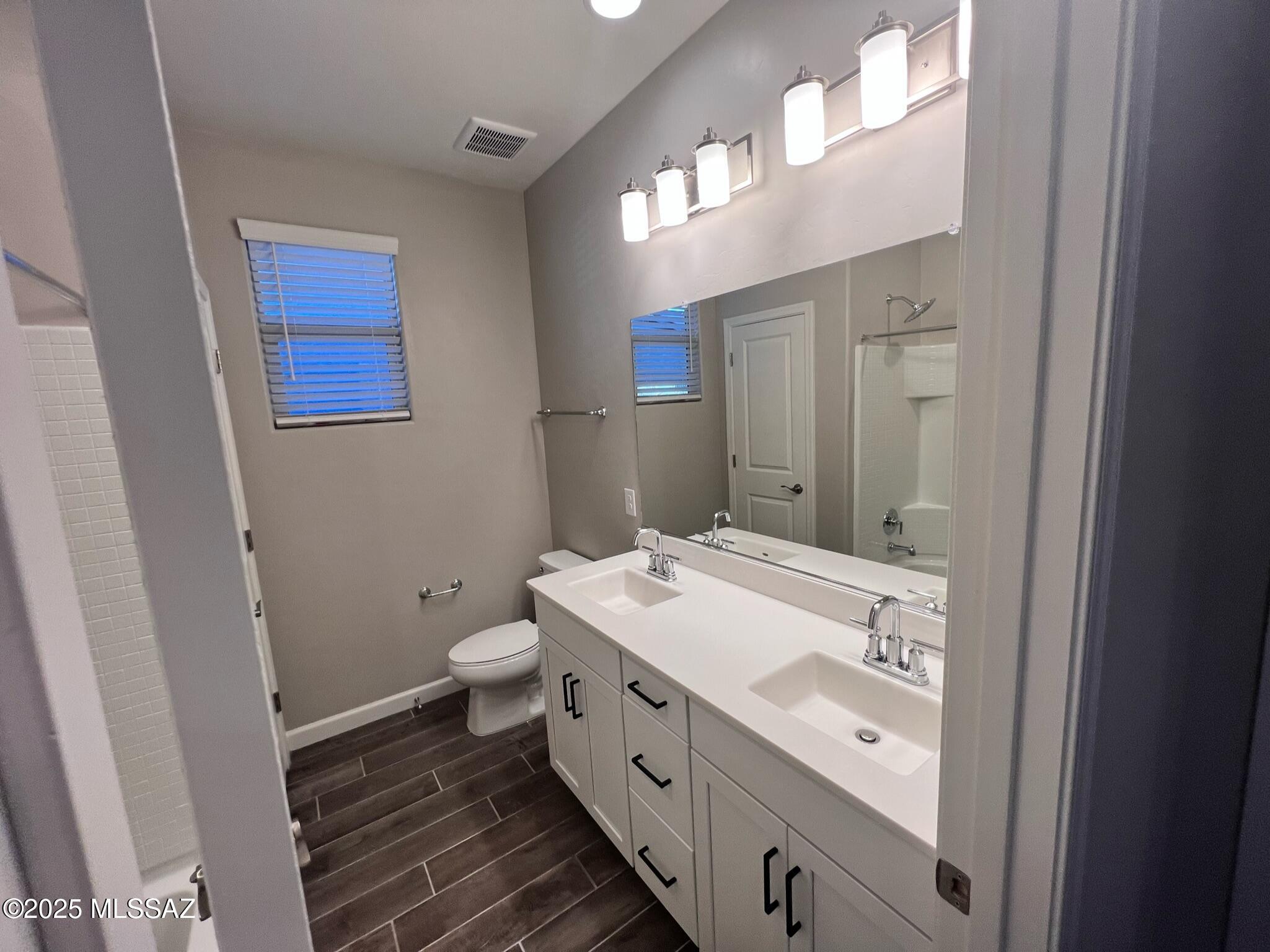Saguaros Viejos East Phase 2 - Residential Lease