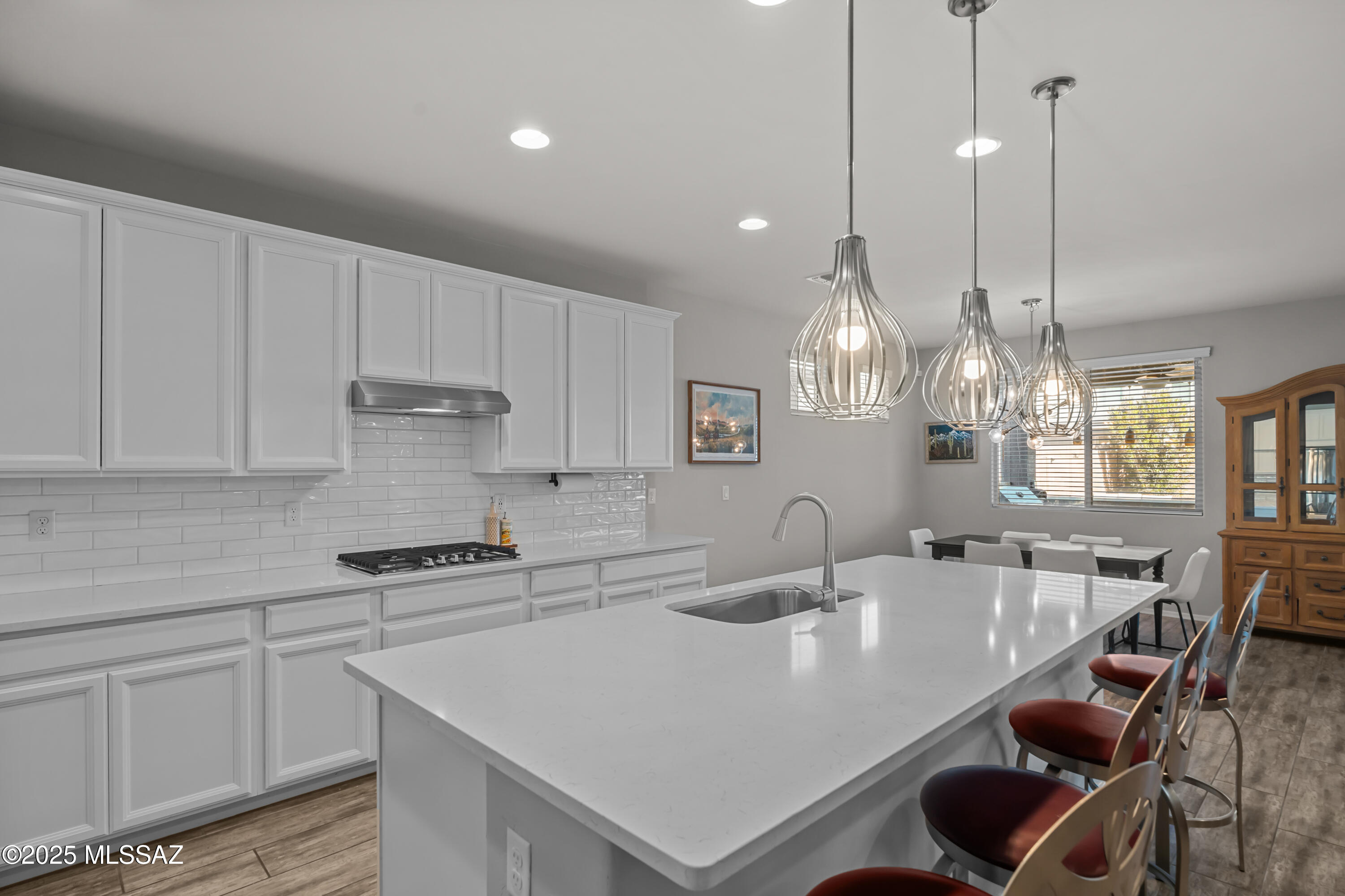 2284 W Alamo Spring Loop