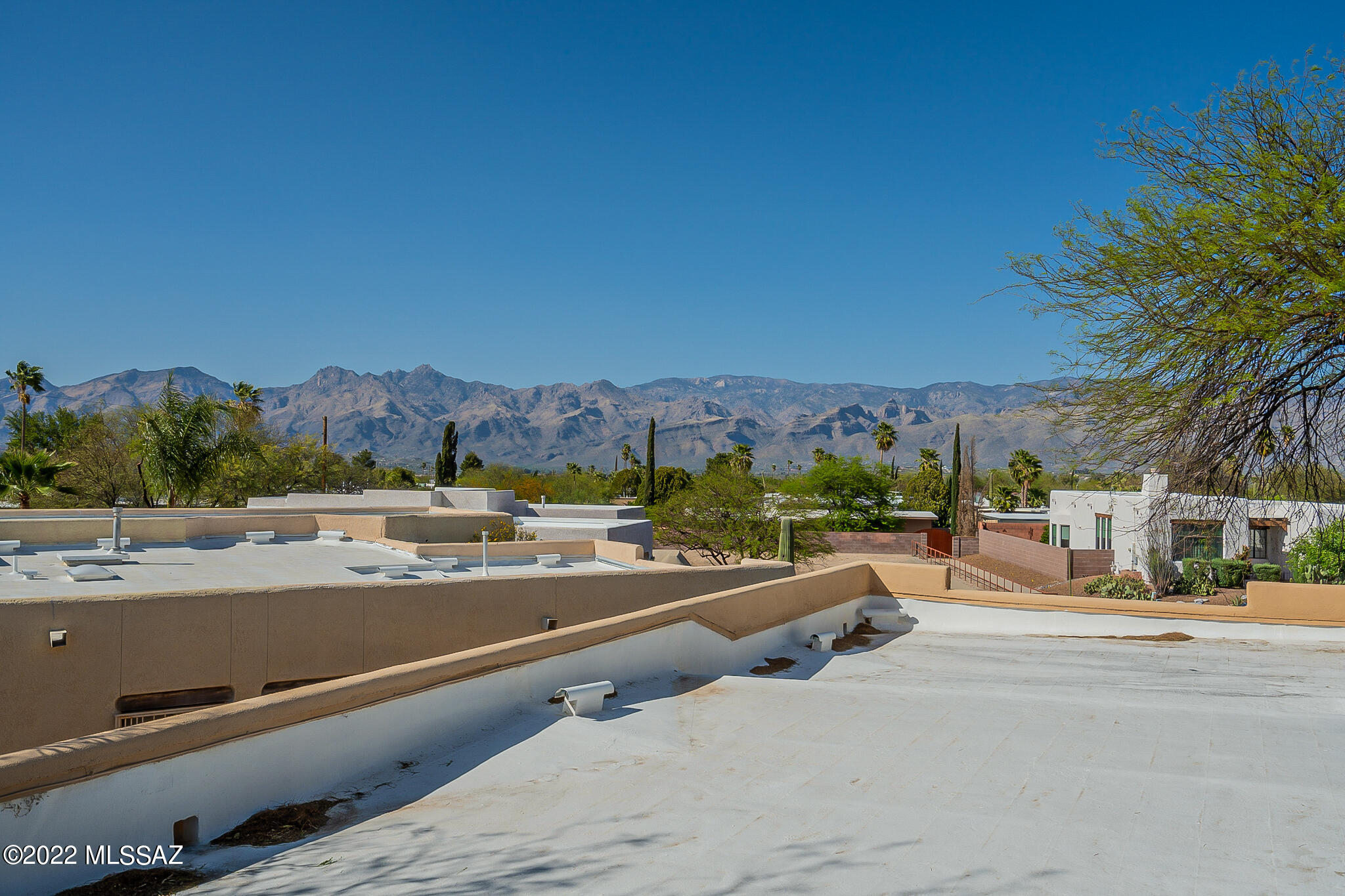 Broadway Commons (1-62) - Residential