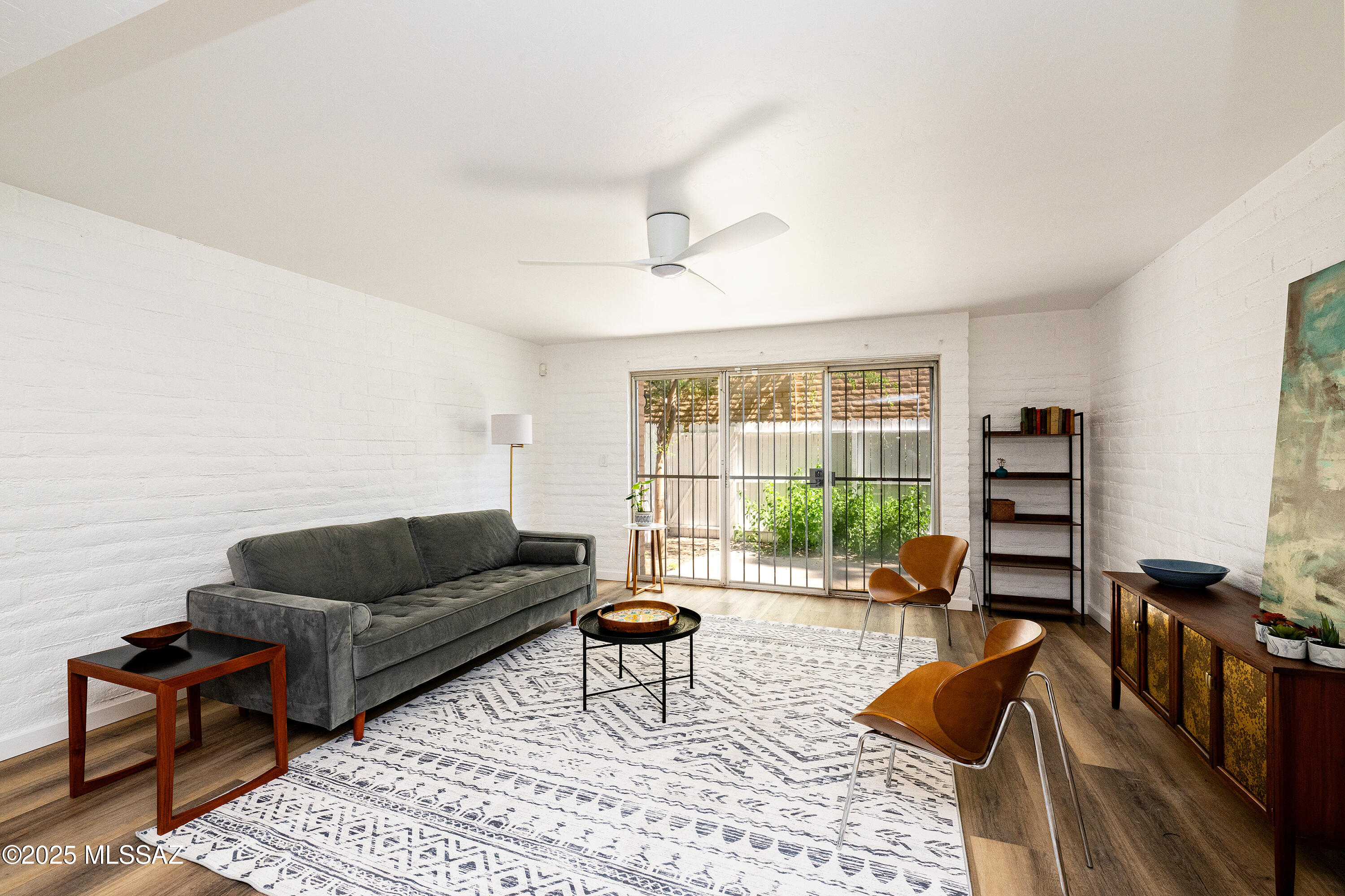 2875 N Tucson Boulevard N APT 5