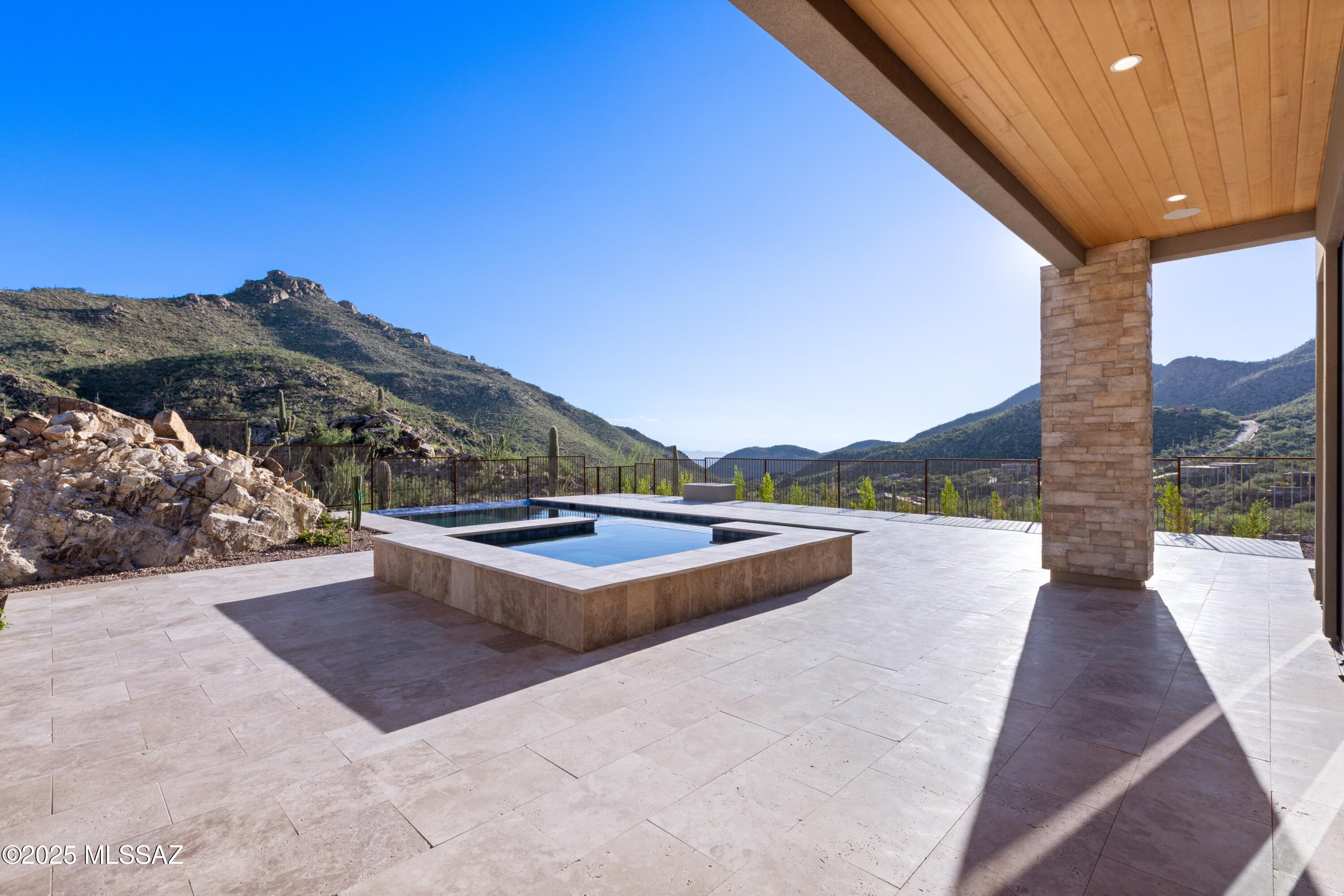 Canyon Pass At Dove Mountain - Residential