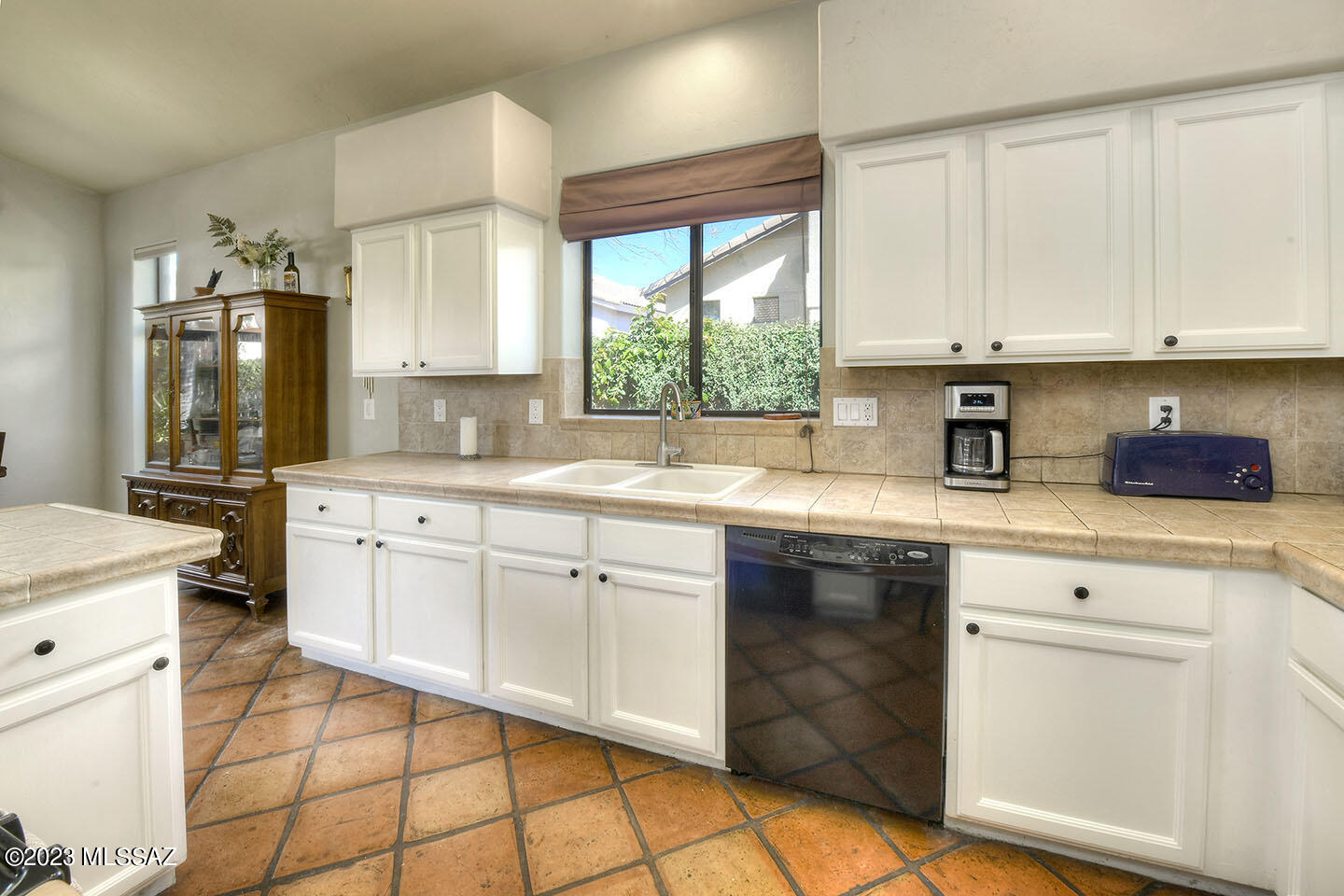 Catalina Point (1-32) - Residential